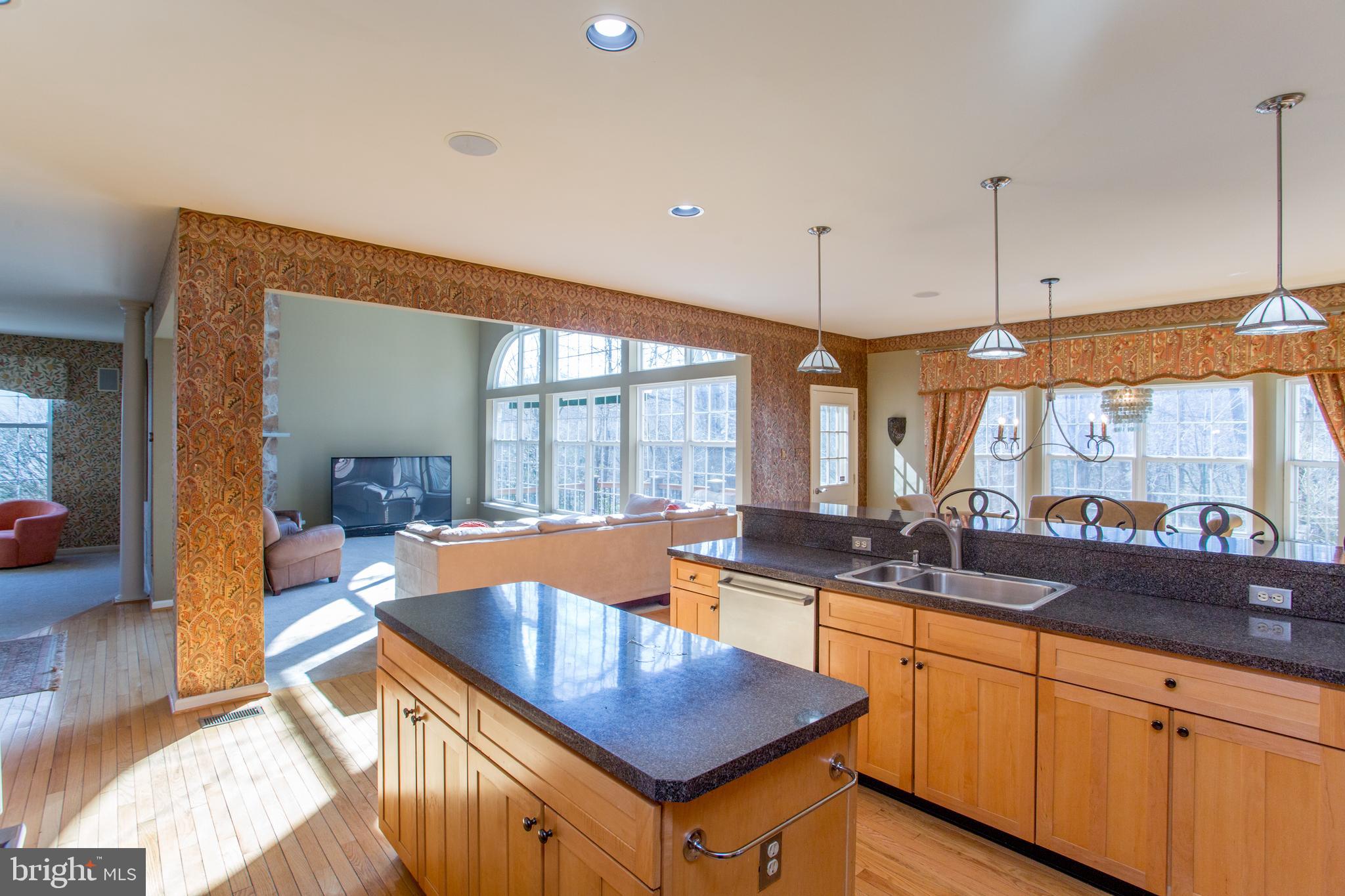 RIVERWOODS - Residential