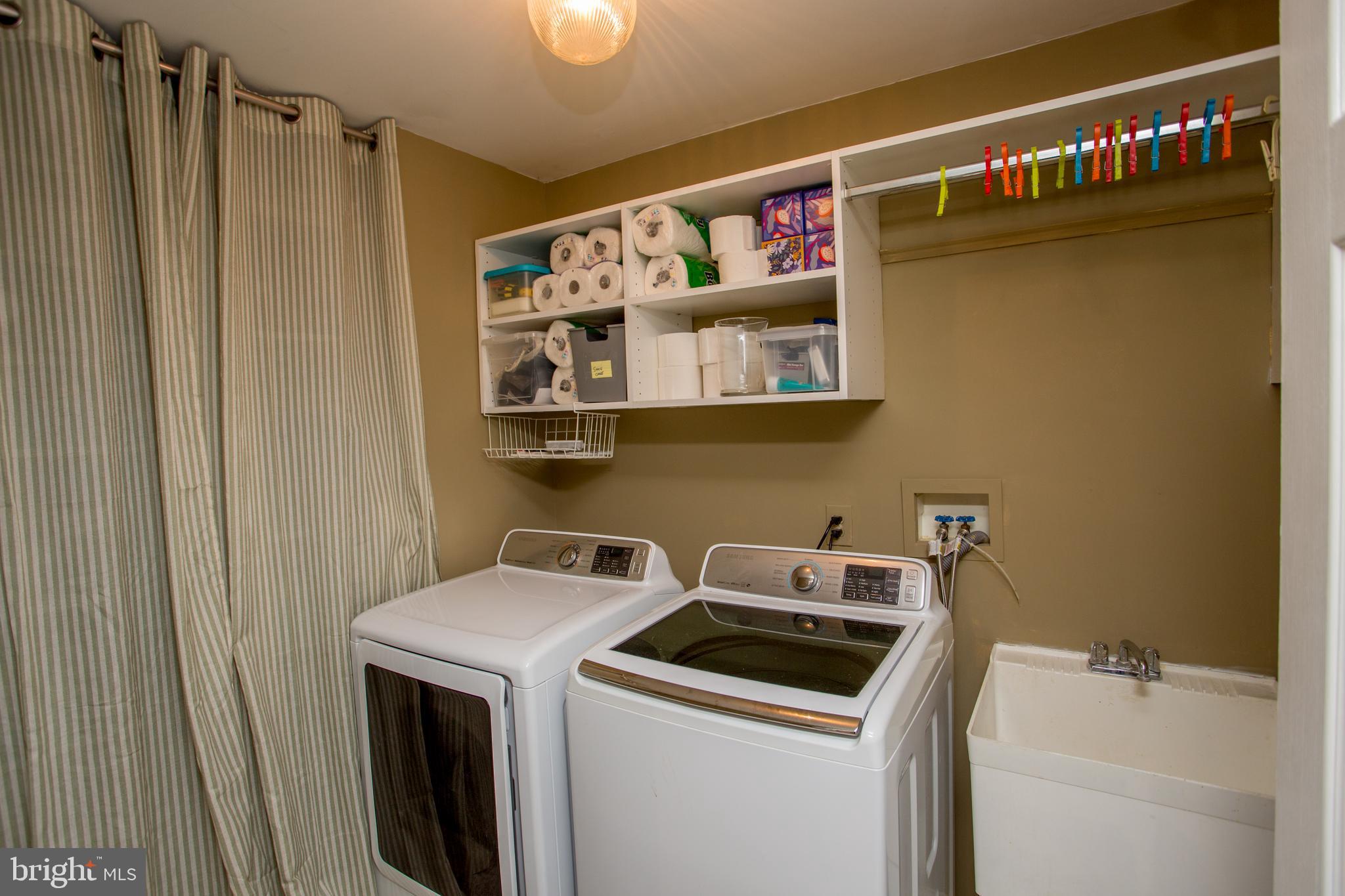 RIVERWOODS - Residential