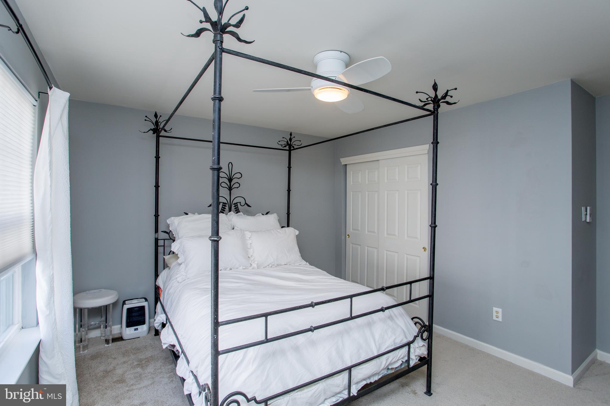 RIVERWOODS - Residential