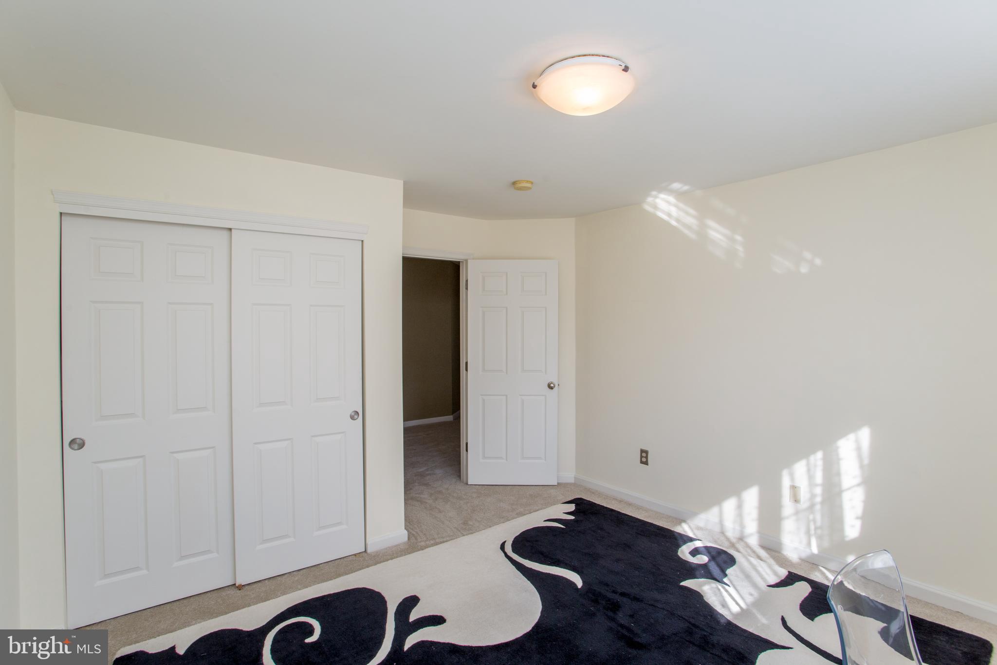 RIVERWOODS - Residential