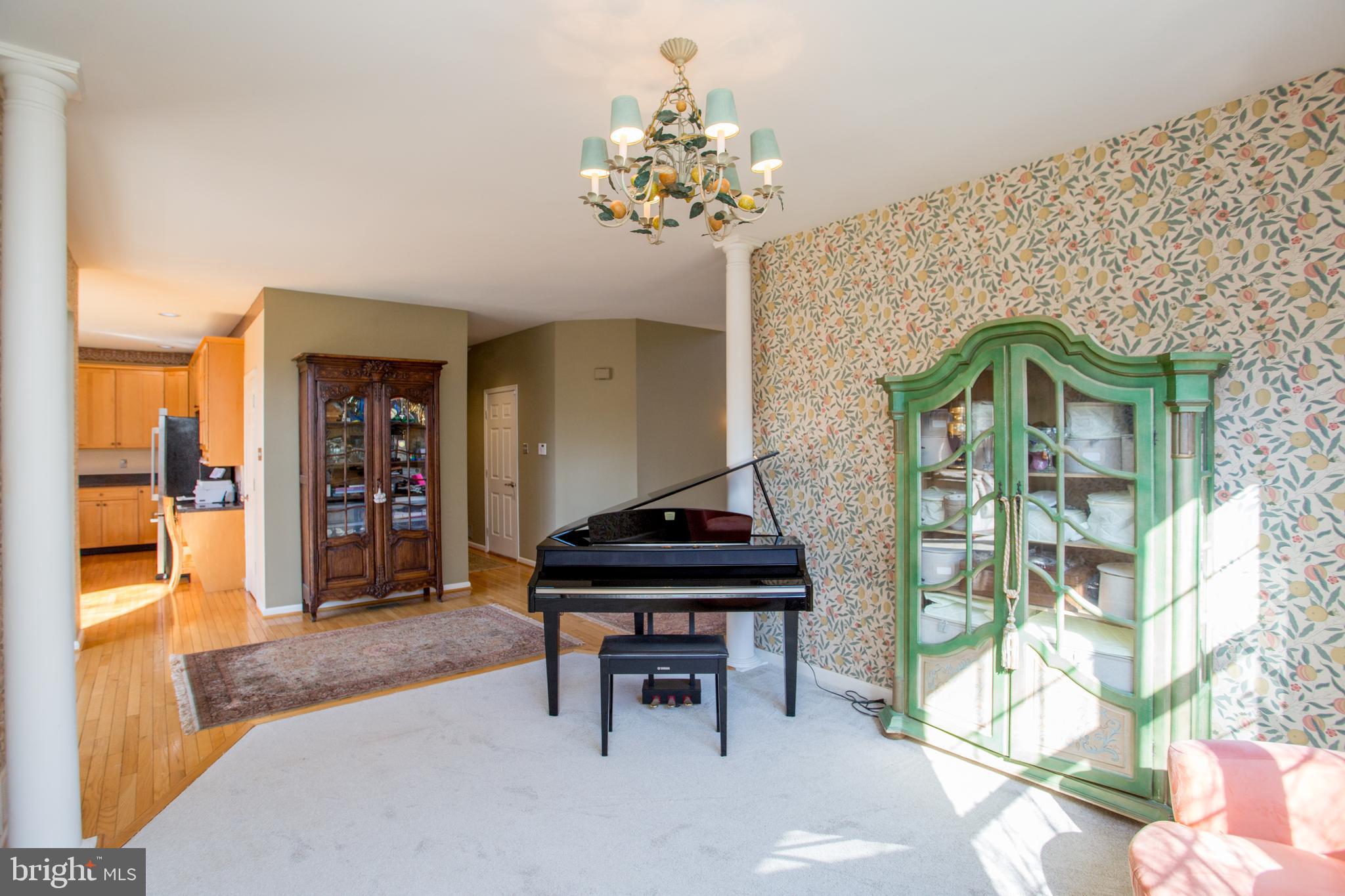 RIVERWOODS - Residential