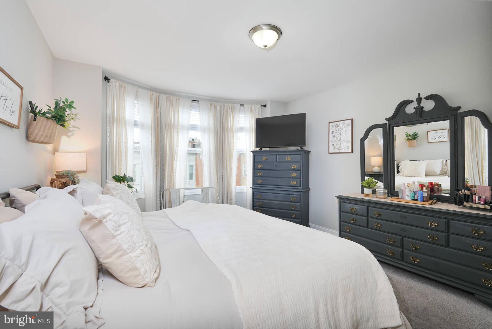 GREEKTOWN - Residential