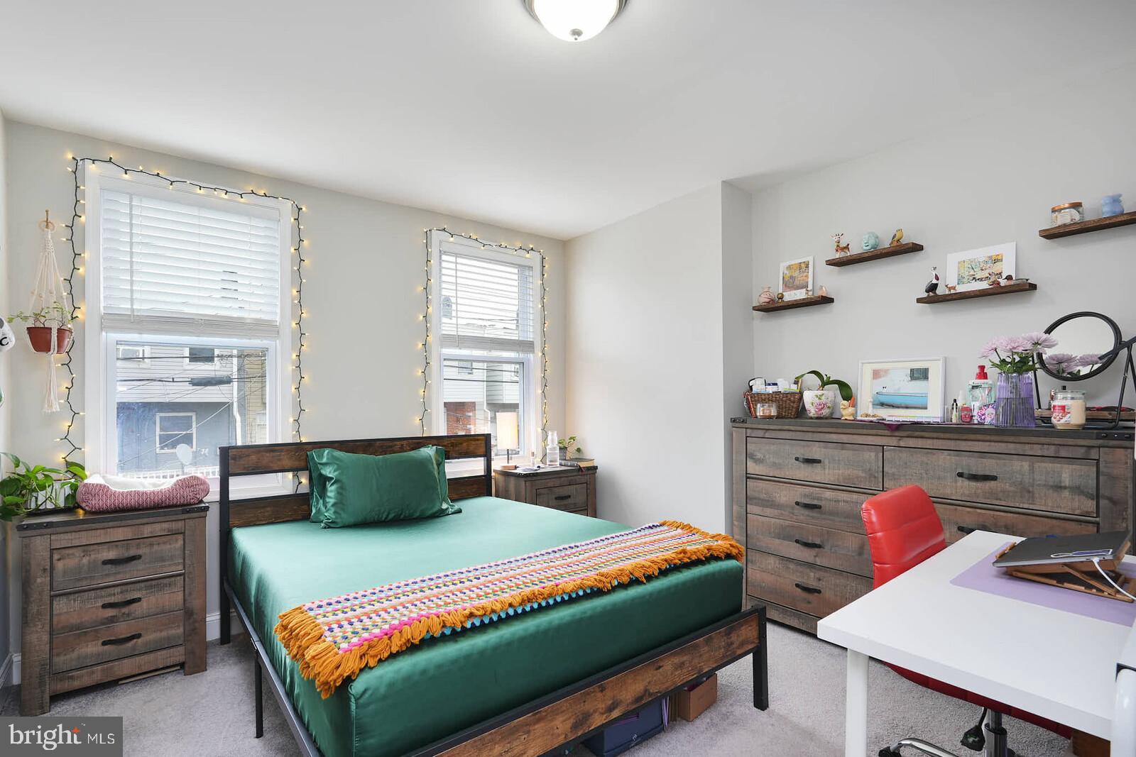 GREEKTOWN - Residential