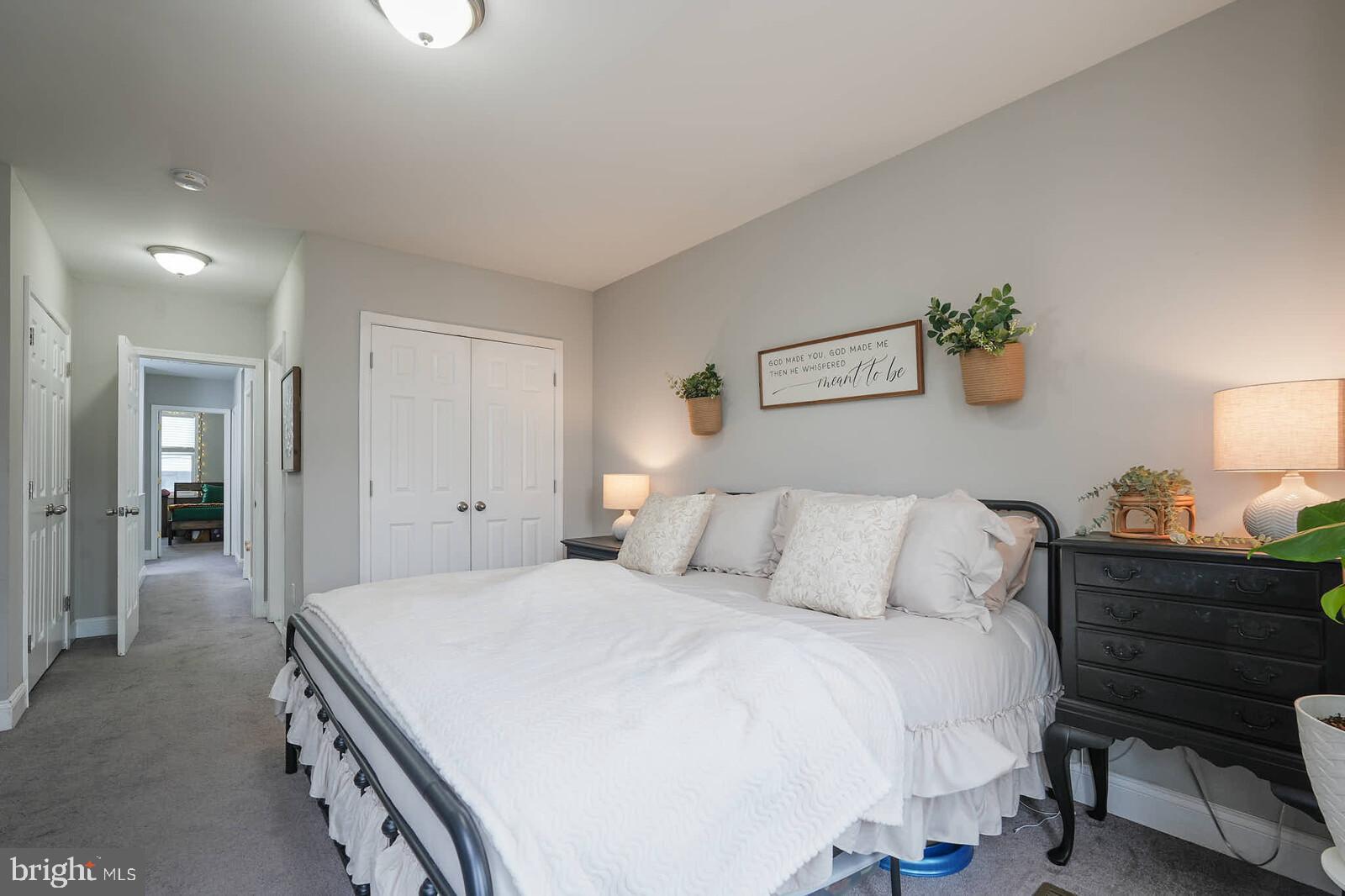 GREEKTOWN - Residential