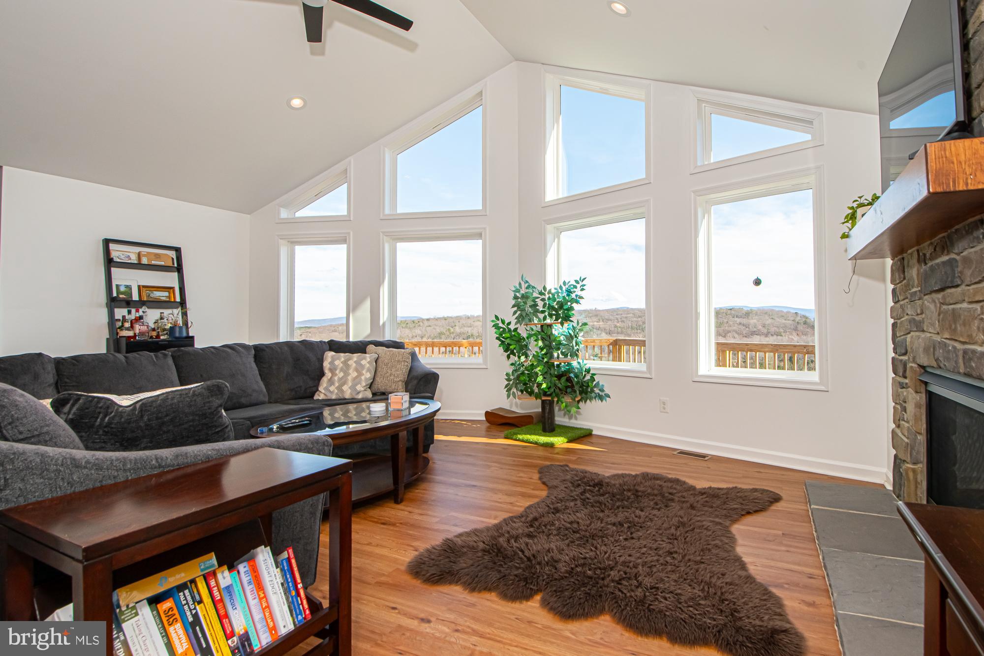 PASSAGE CREEK MEADOWS - Residential Lease