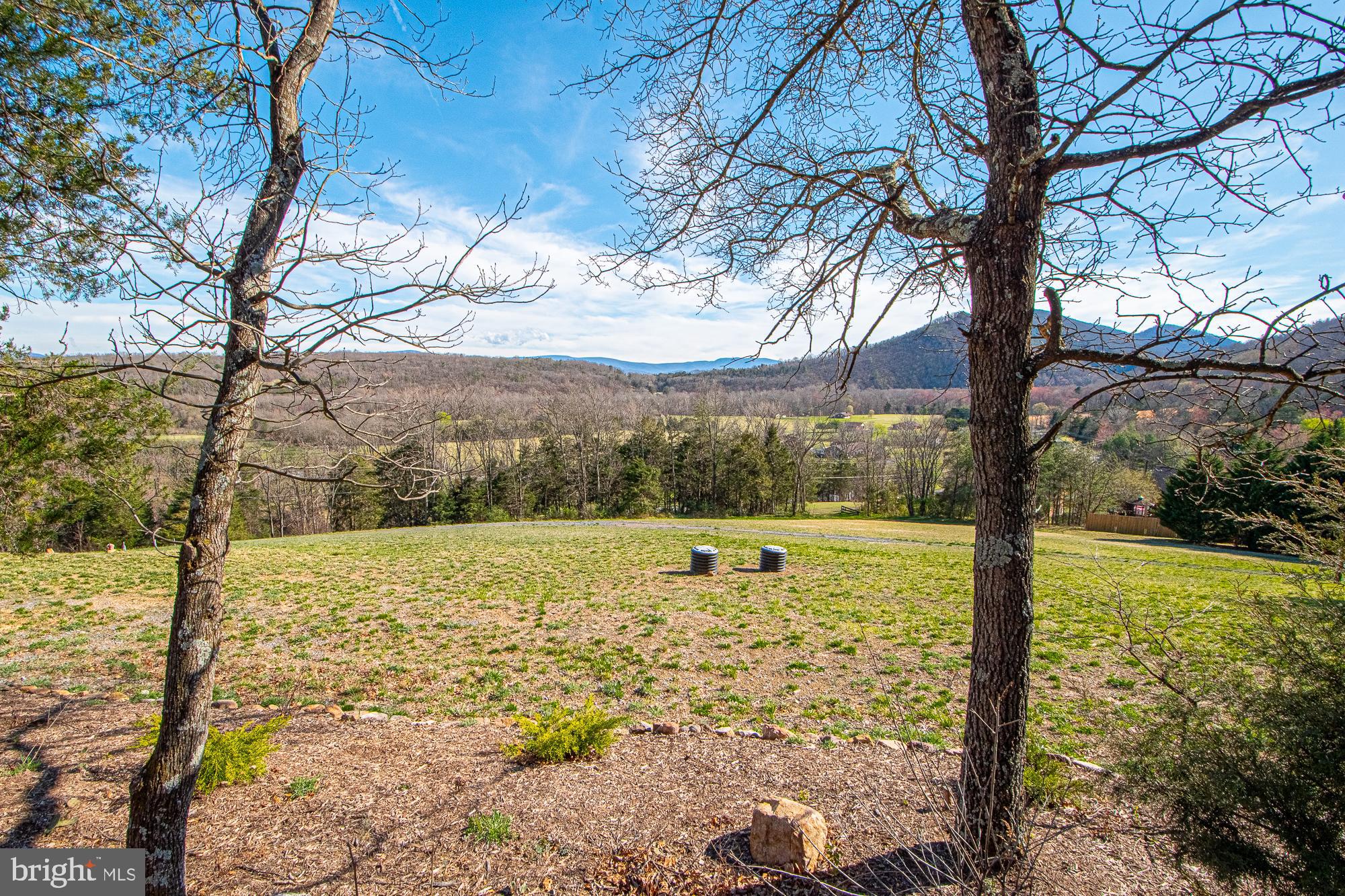 PASSAGE CREEK MEADOWS - Residential Lease