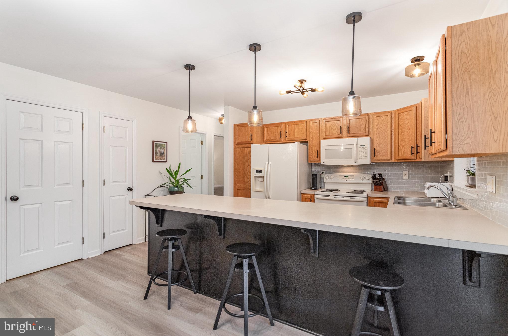 MALLARD PONDS - Residential