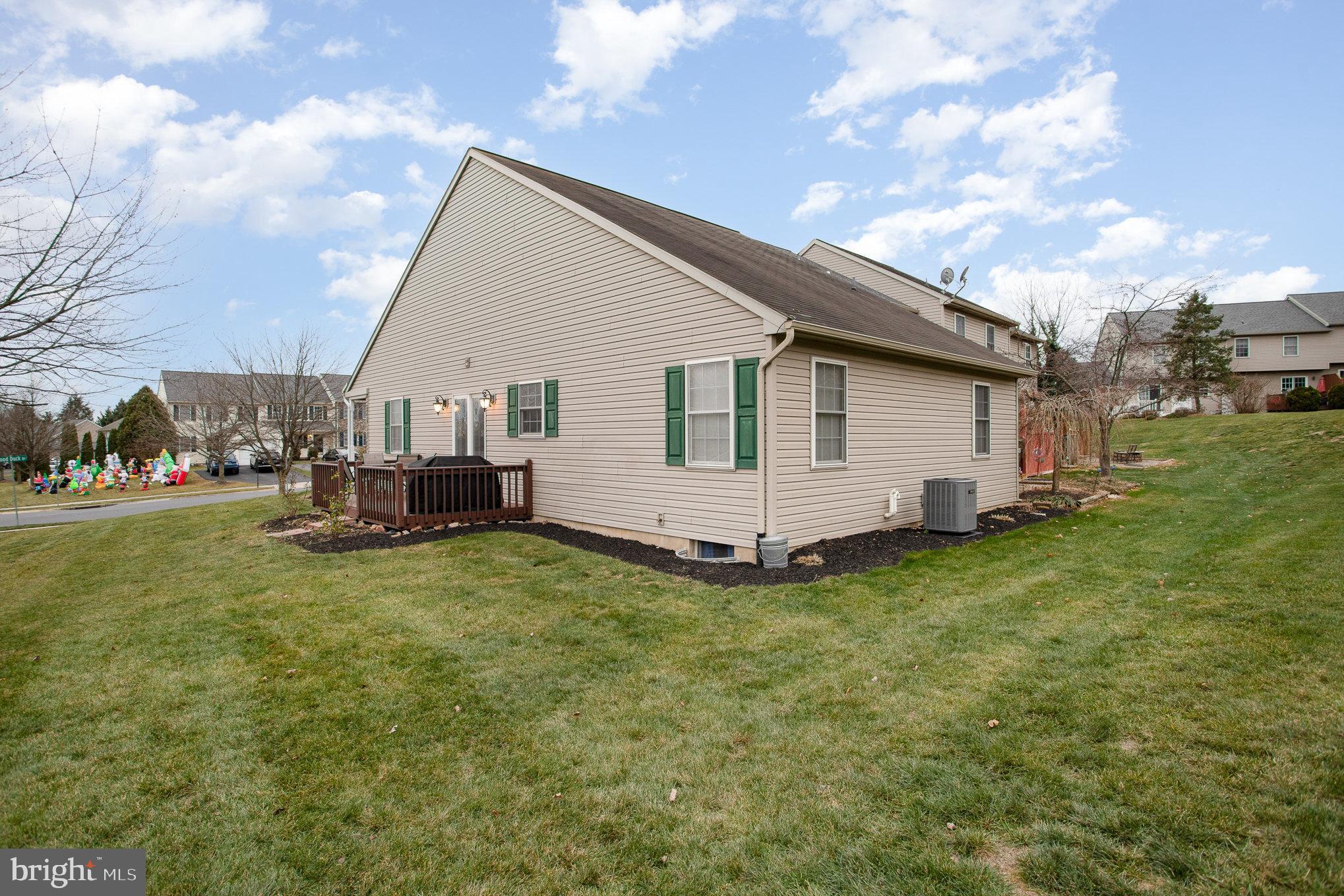 MALLARD PONDS - Residential