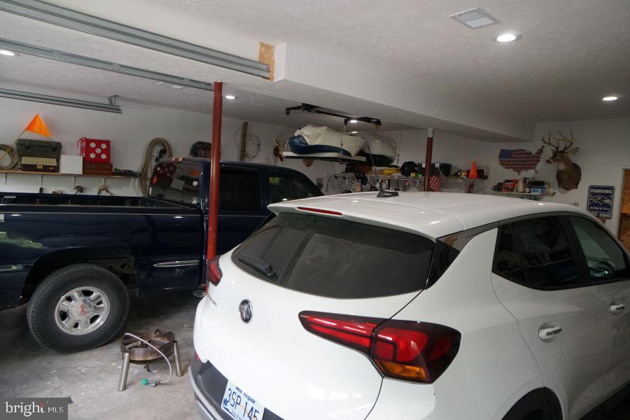 SUGAR GROVE ESTATES - Residential