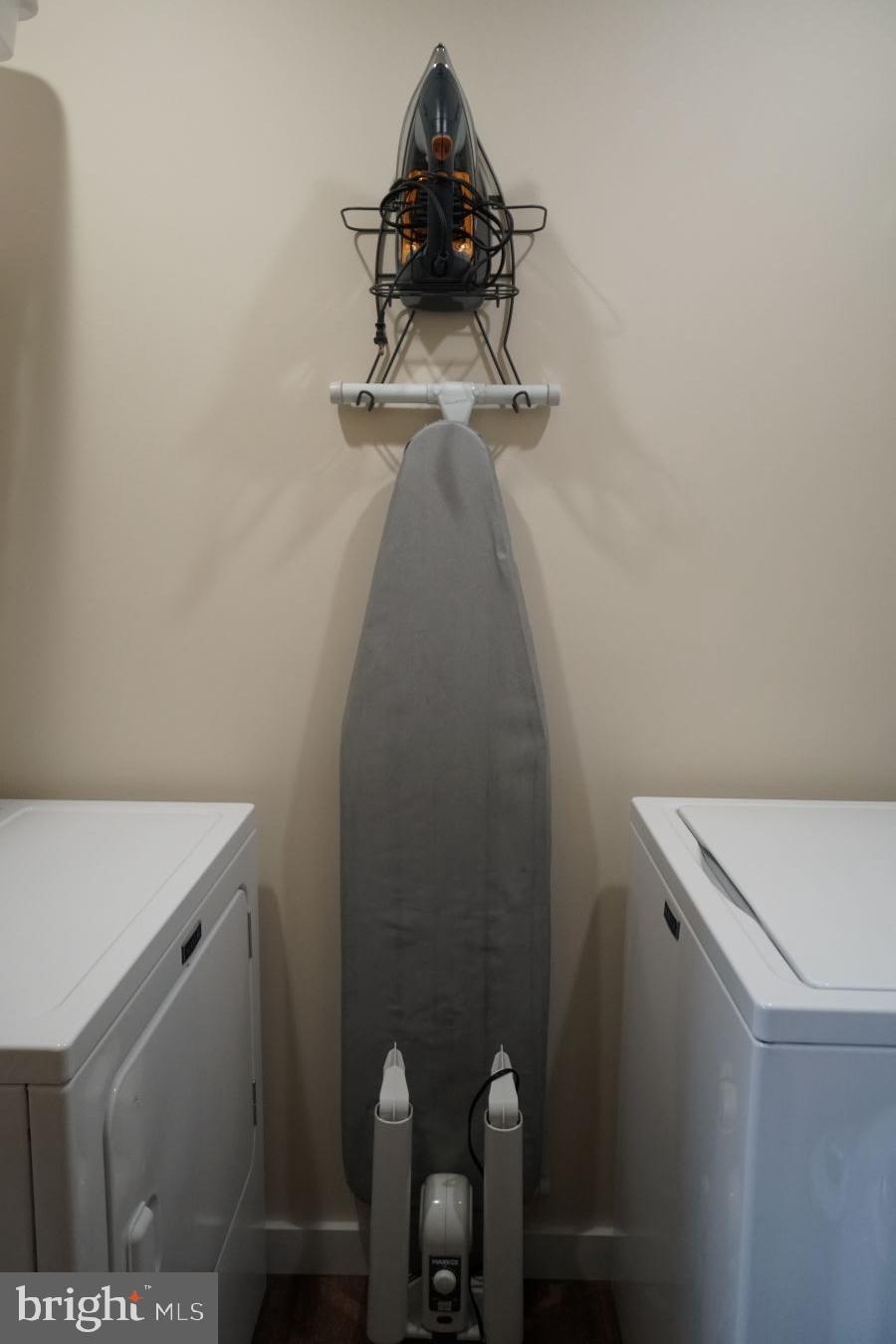 SUGAR GROVE ESTATES - Residential