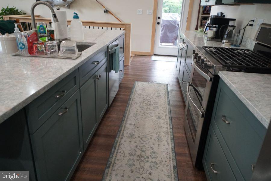 SUGAR GROVE ESTATES - Residential