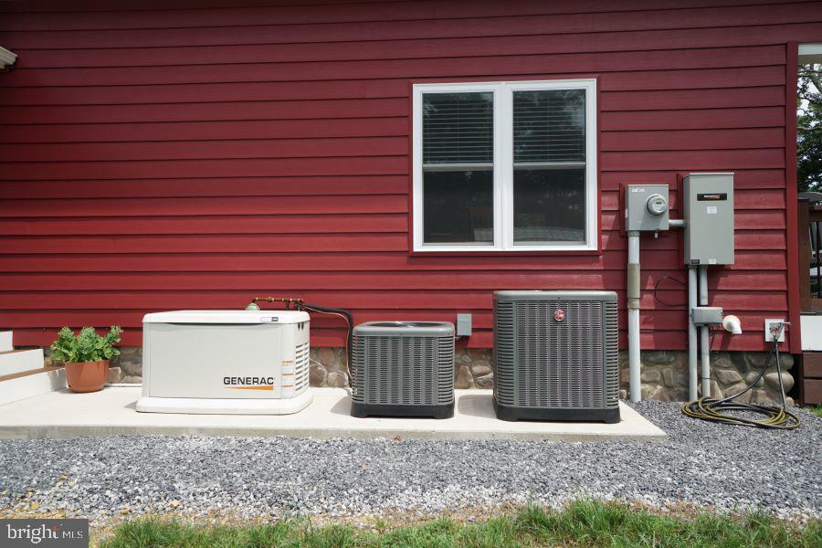 SUGAR GROVE ESTATES - Residential