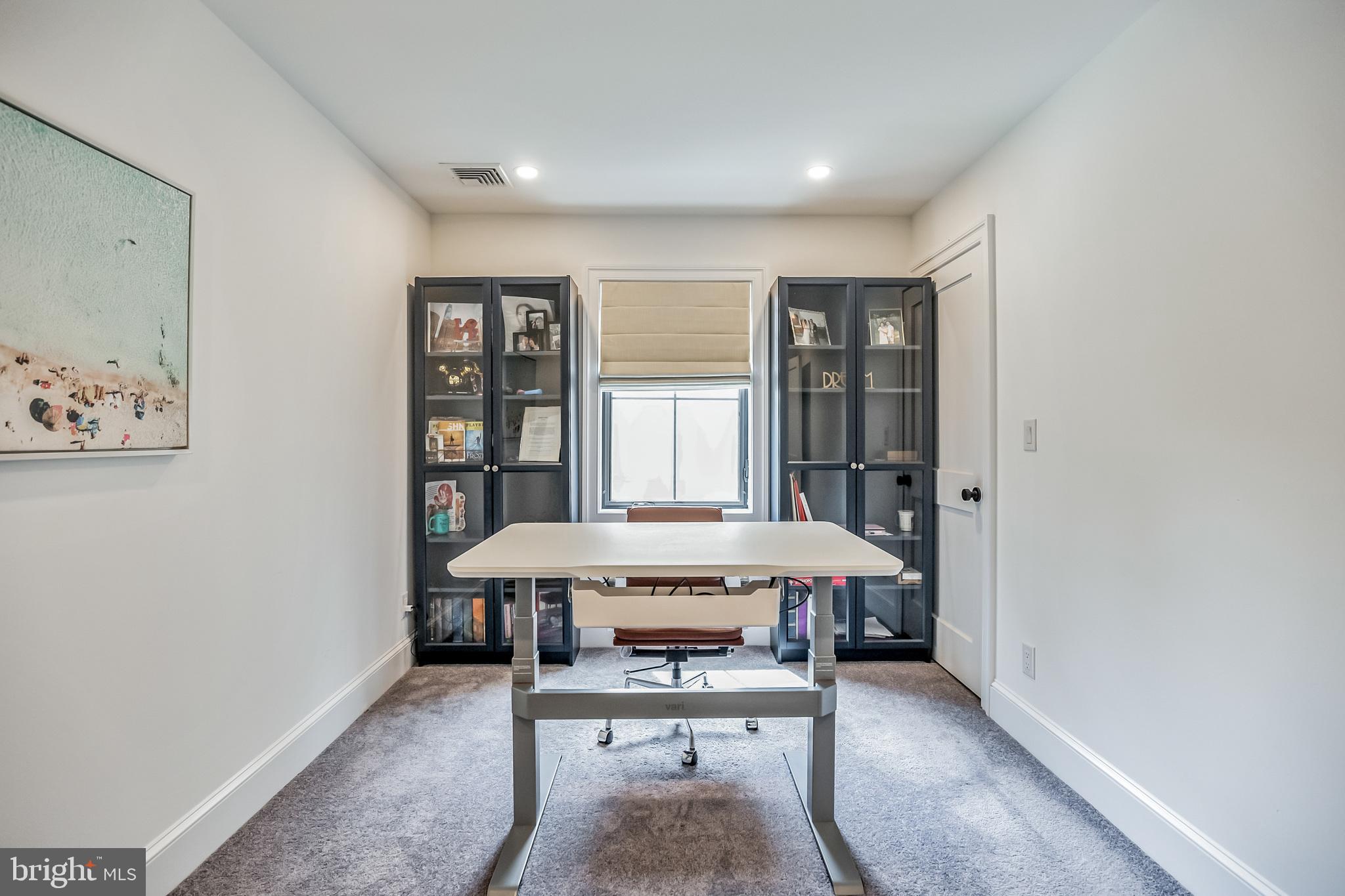 OAKMONT - Residential