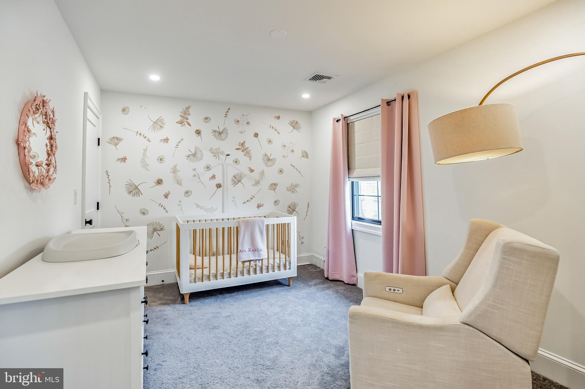 OAKMONT - Residential