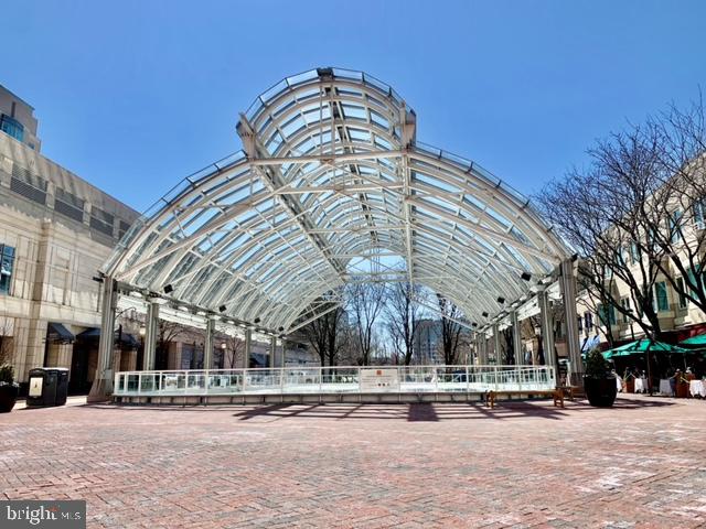 MIDTOWN AT RESTON TOWN CENTER - Residential Lease