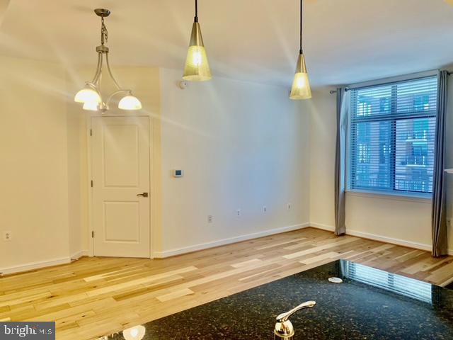 MIDTOWN AT RESTON TOWN CENTER - Residential Lease