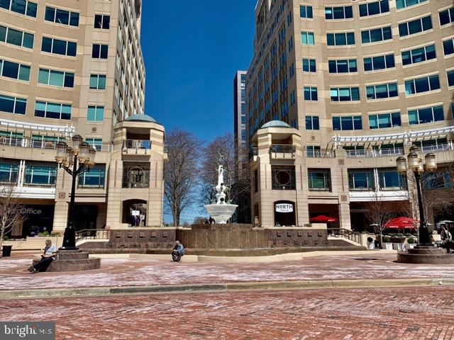 MIDTOWN AT RESTON TOWN CENTER - Residential Lease