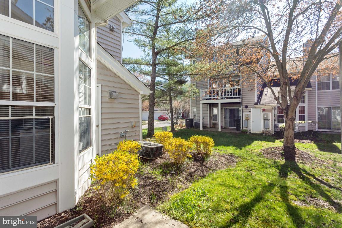 KINGS COUNCIL CONDO - Residential