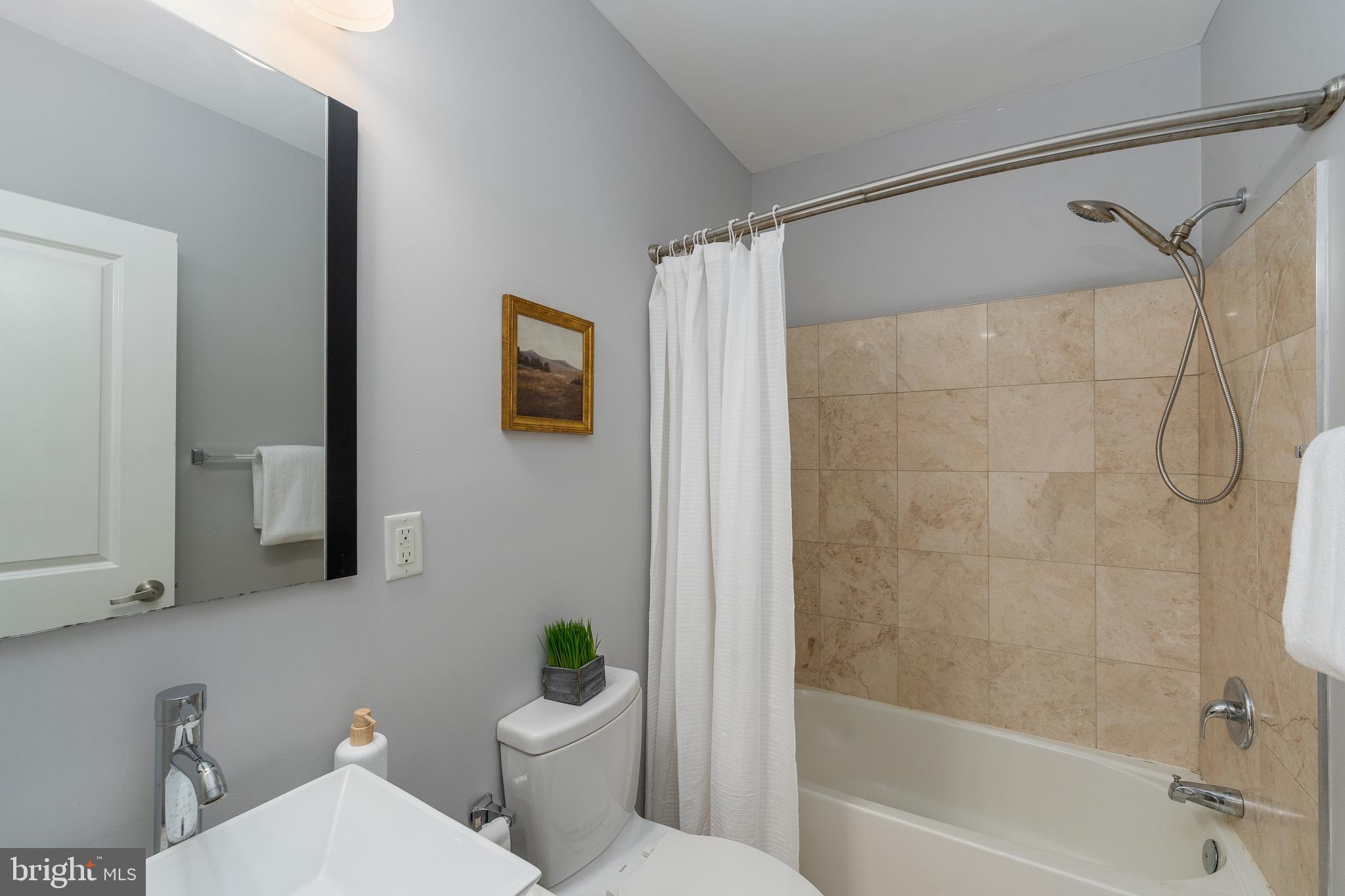 MOUNT VERNON - Residential Lease