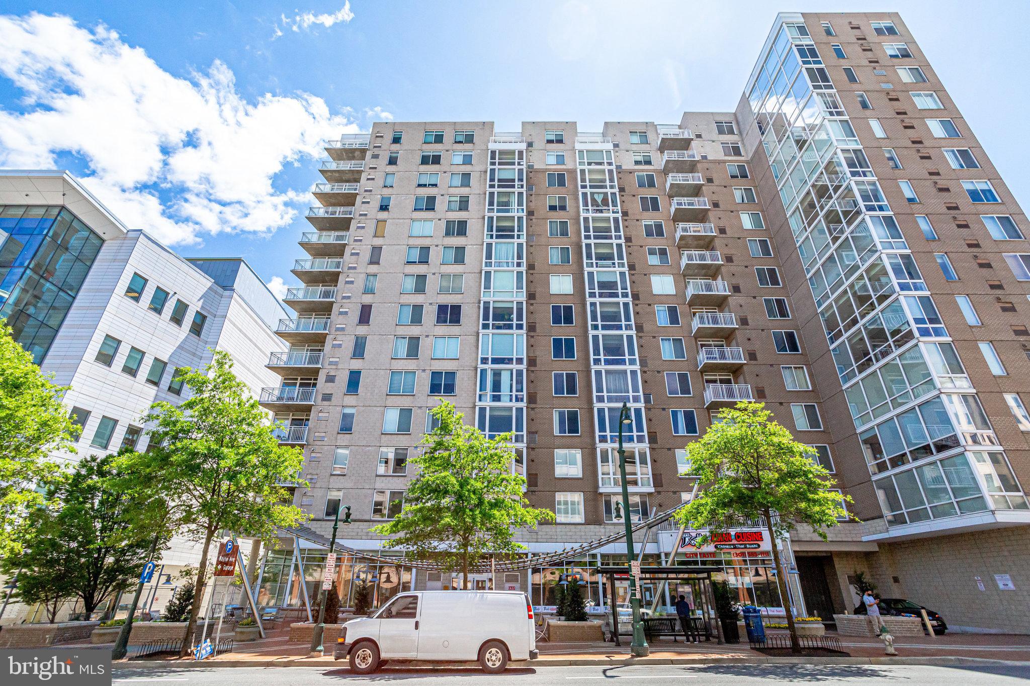 CRESCENT - Residential