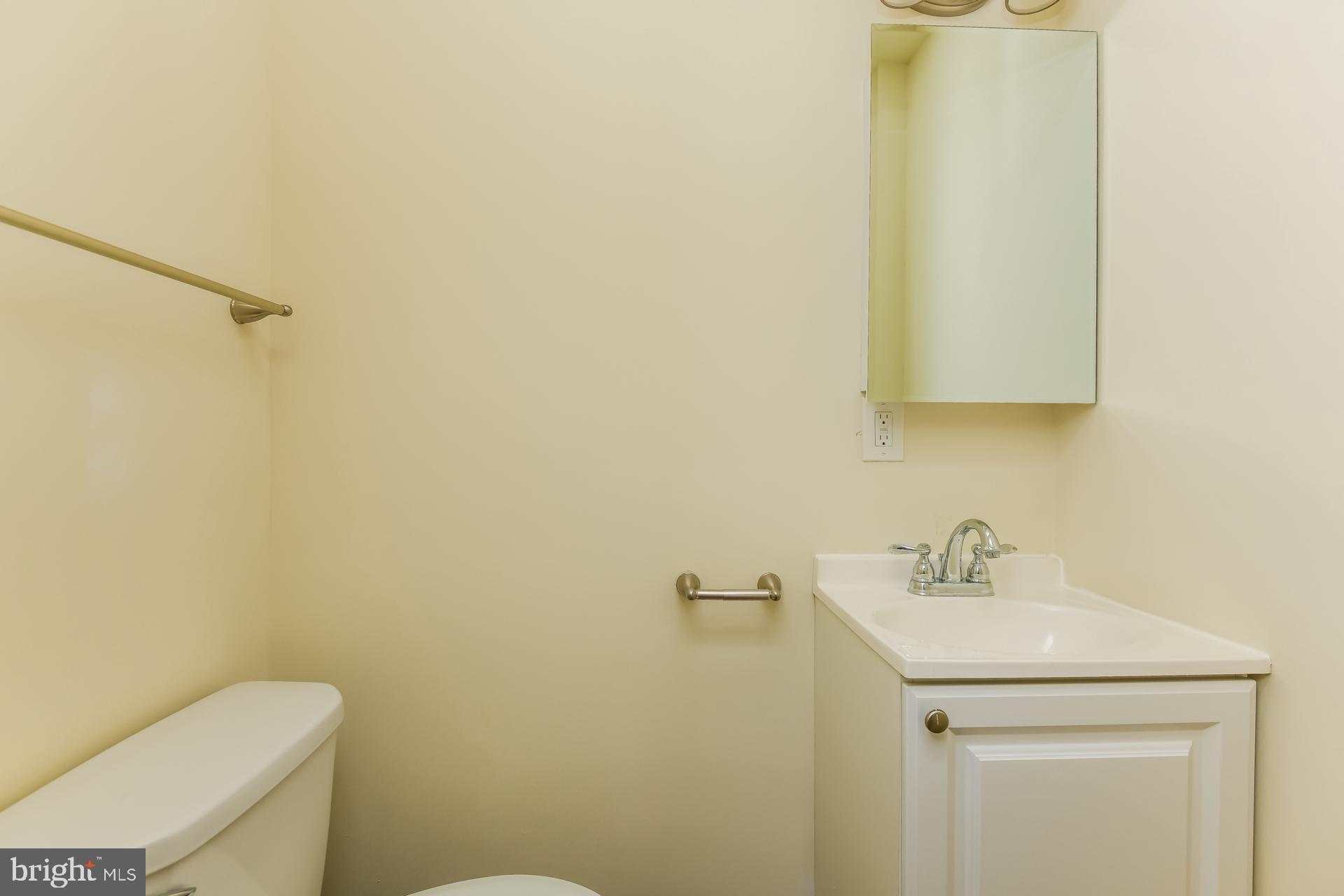 MADISON EASTEND - Residential Lease