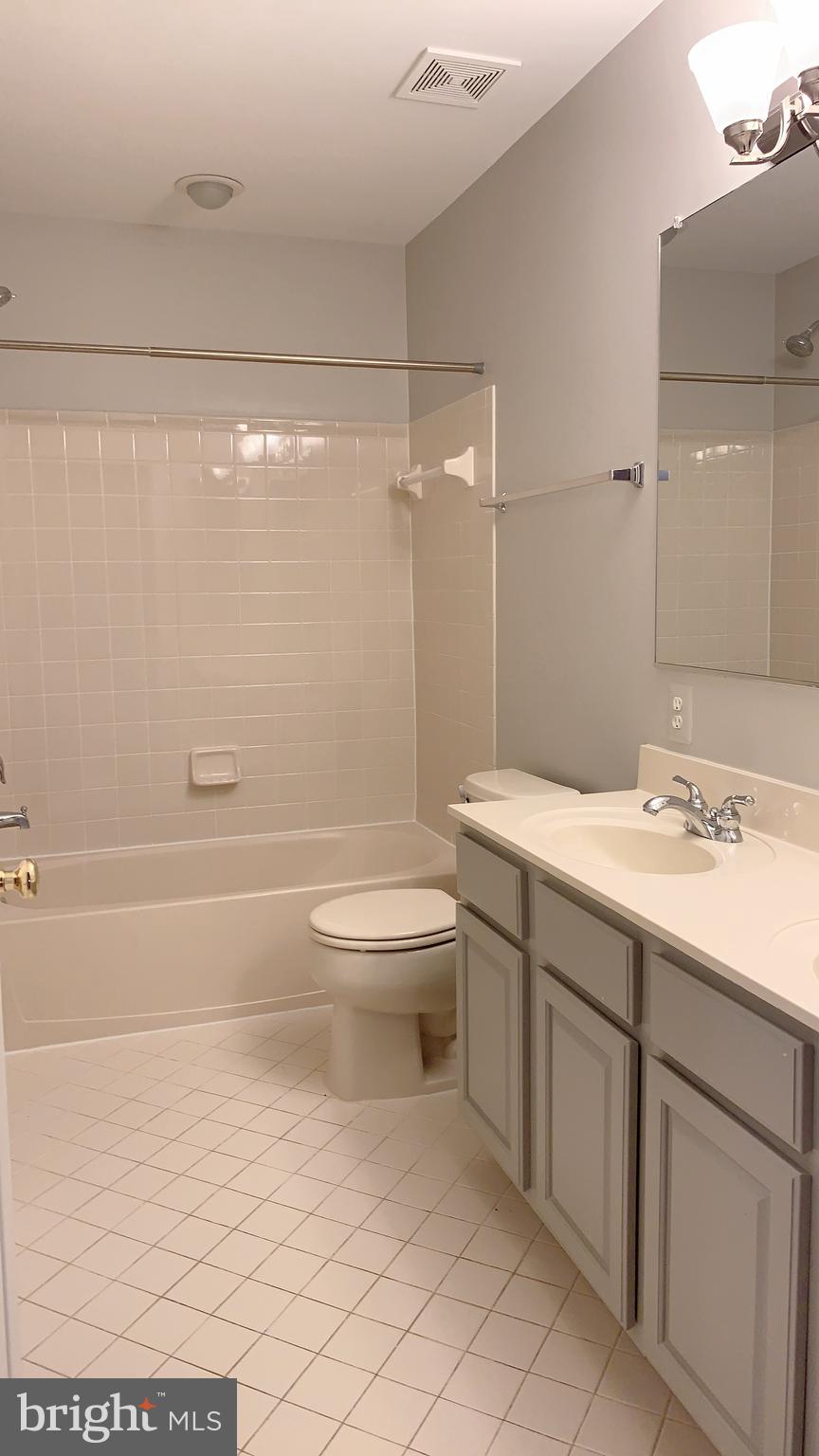 RANDOM HILLS LAND BAY - Residential Lease