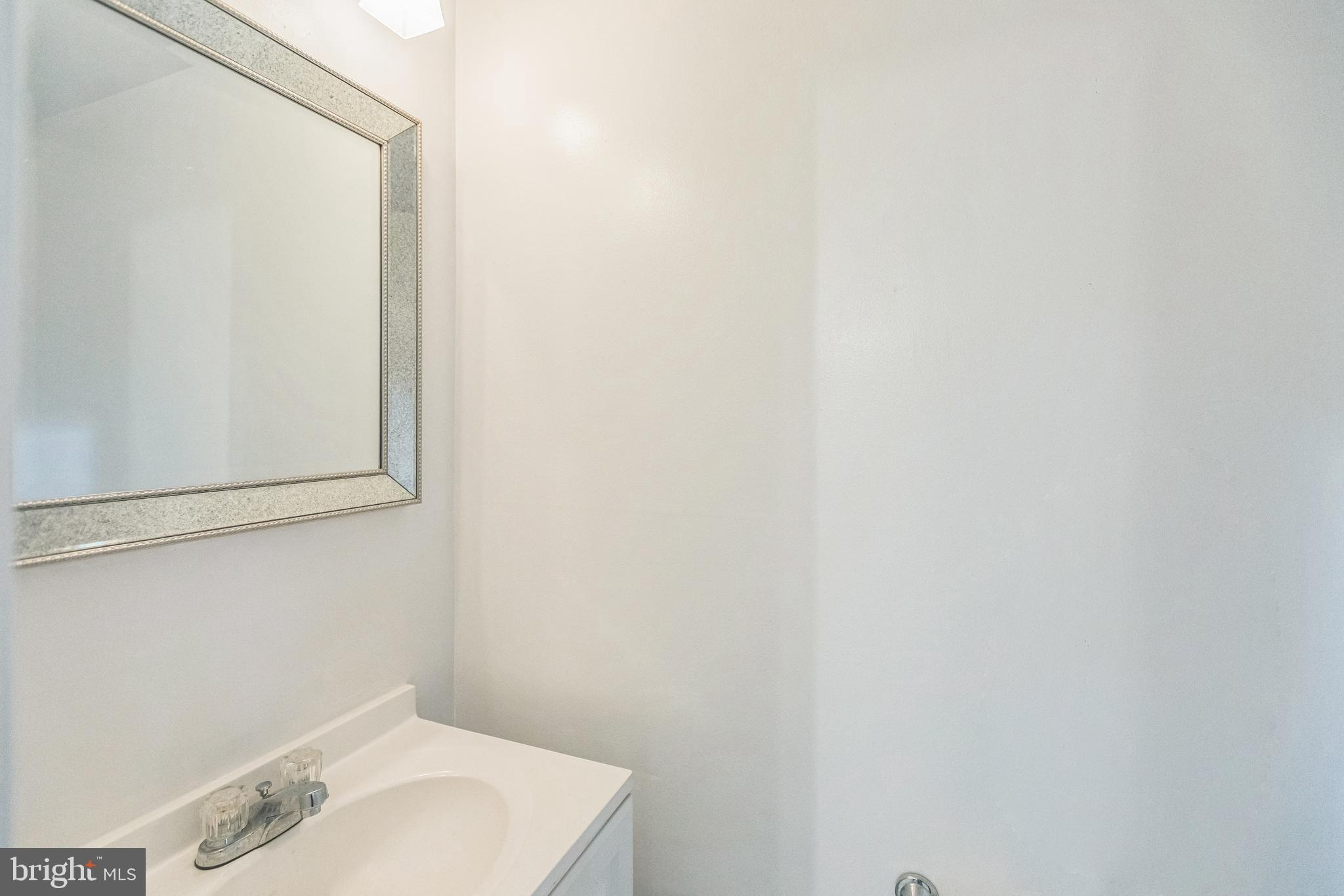 HILLCREST TOWNE - Residential