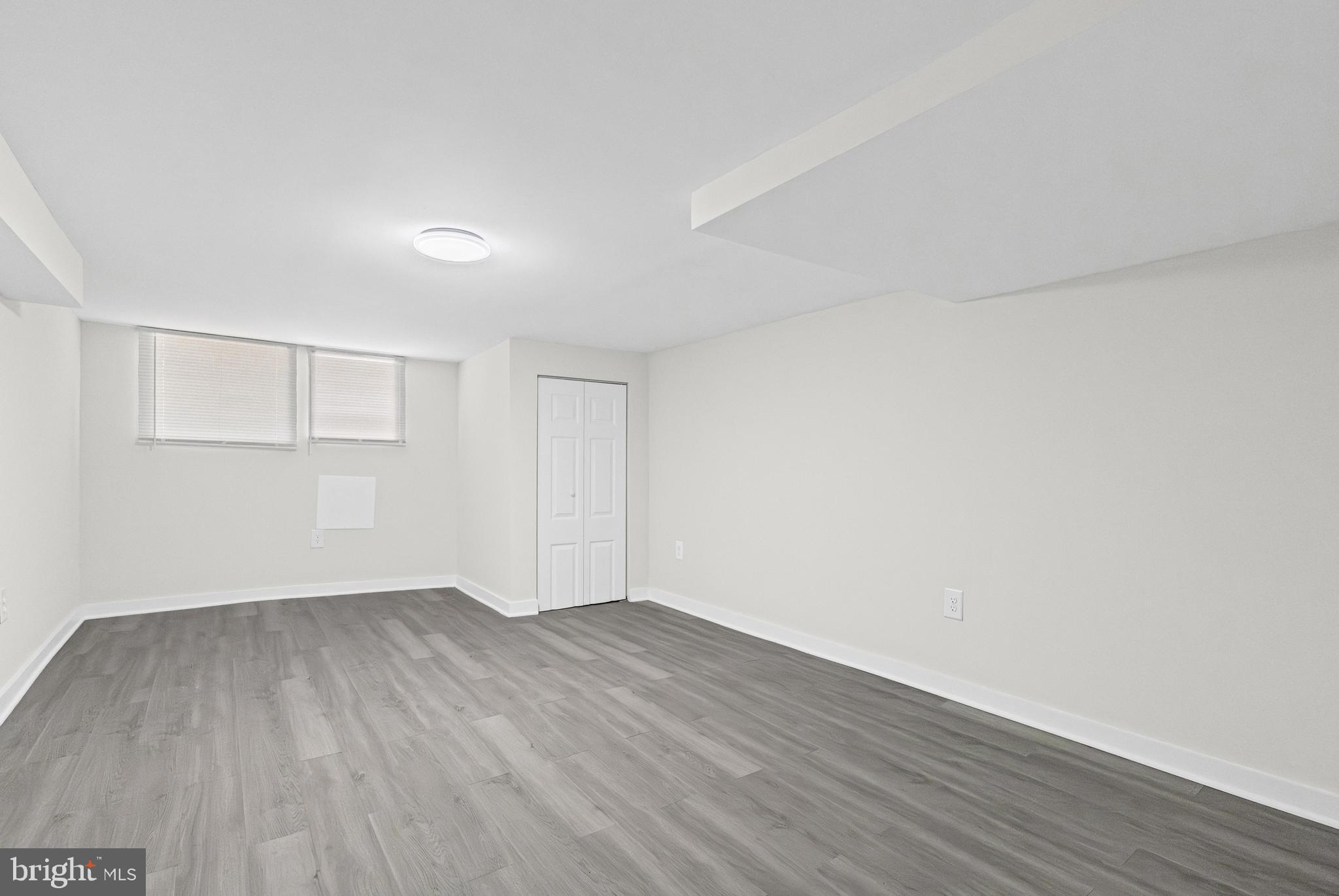 WOODBROOK - Residential