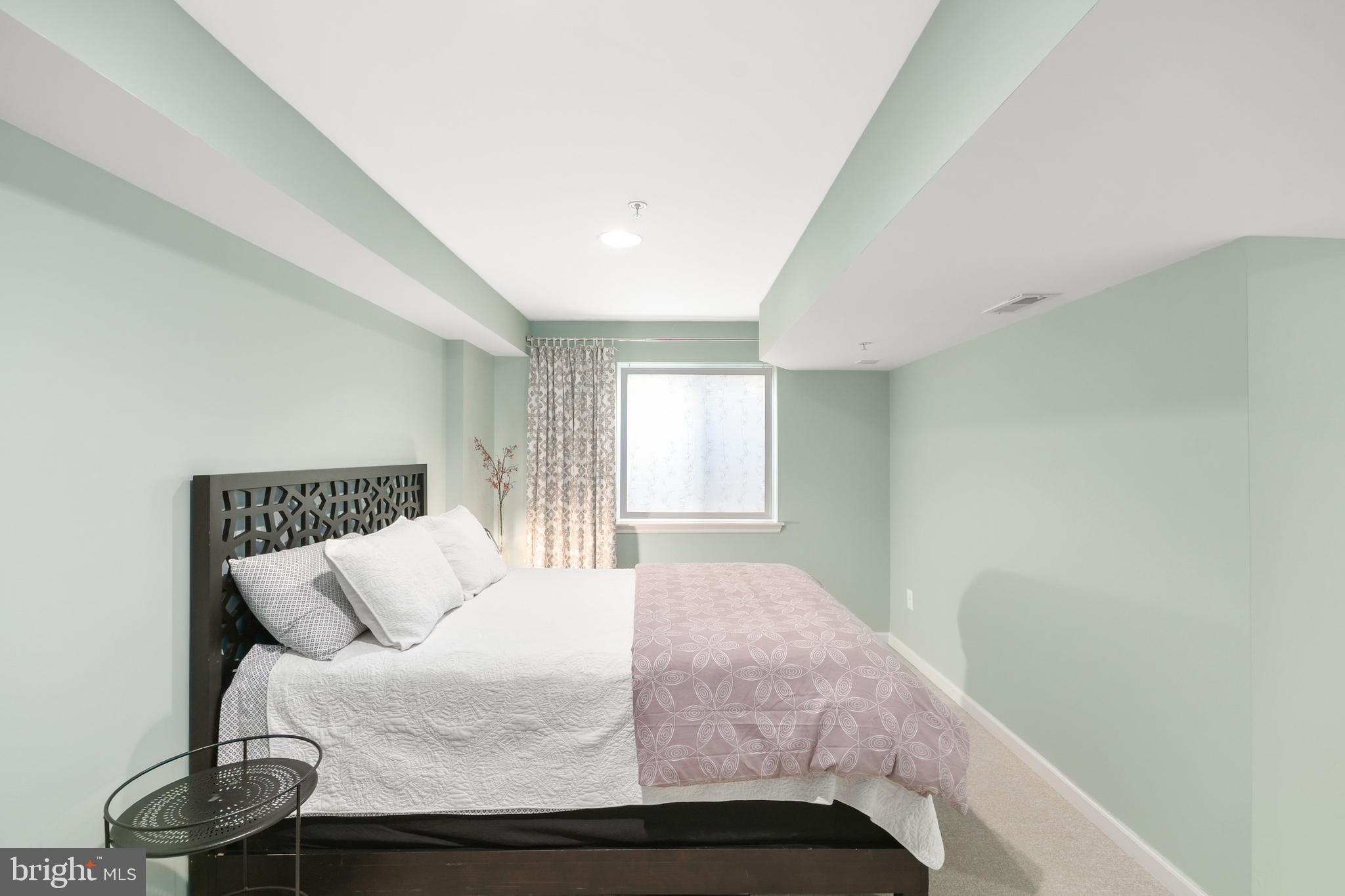 WORMANS MILL - Residential