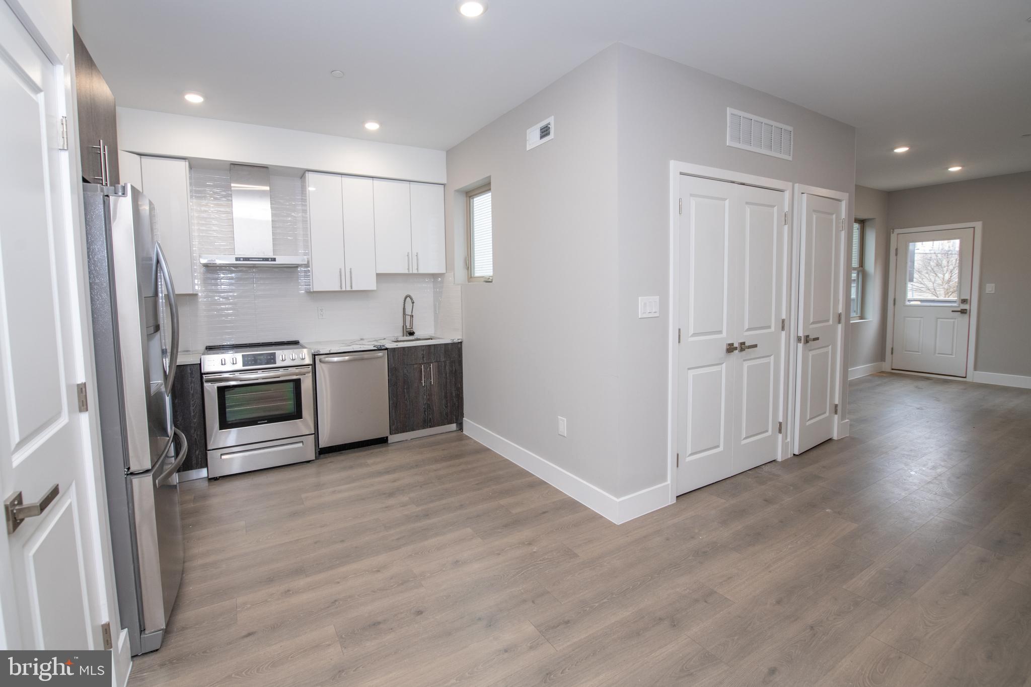 FISHTOWN - Residential Lease