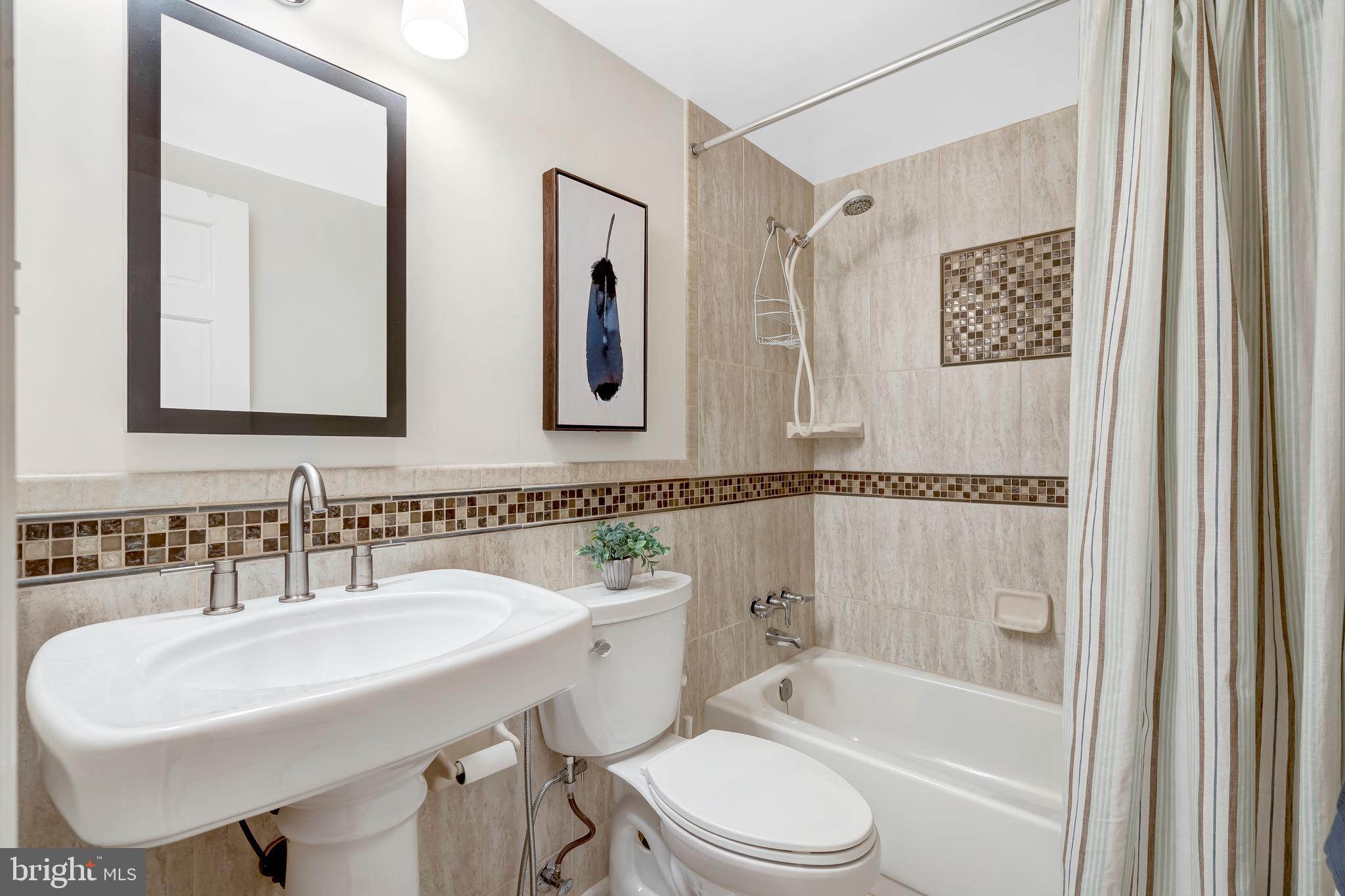 KINGS PARK WEST - Residential