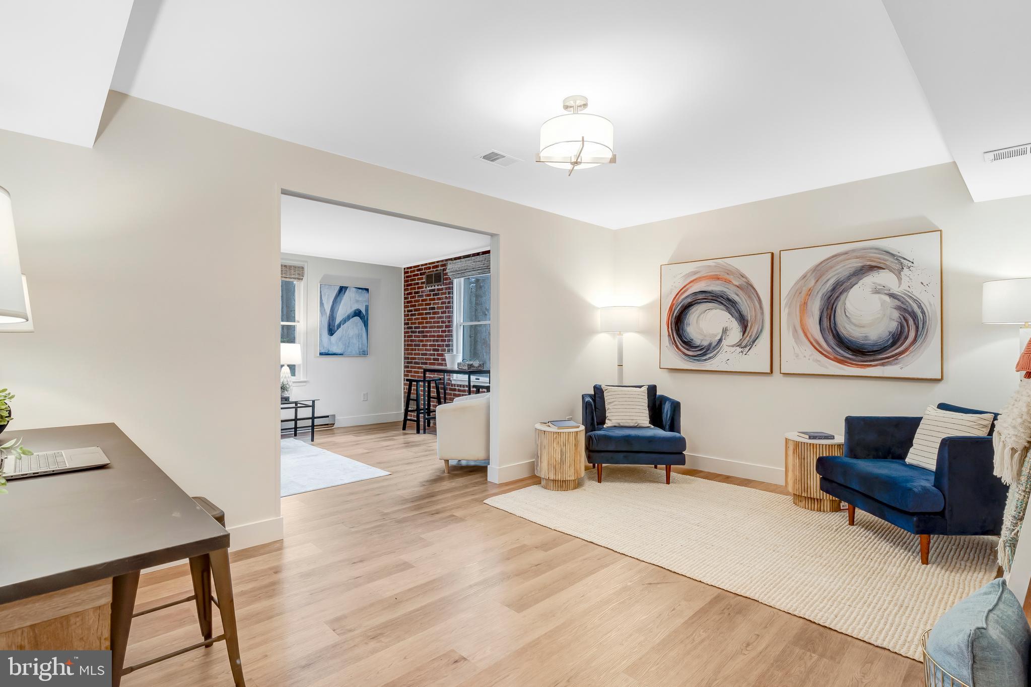 KINGS PARK WEST - Residential