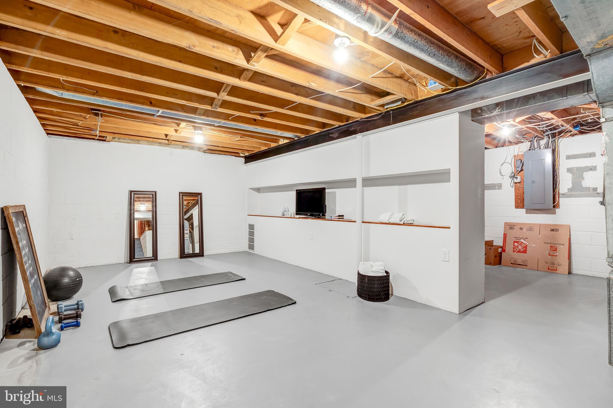 KINGS PARK WEST - Residential