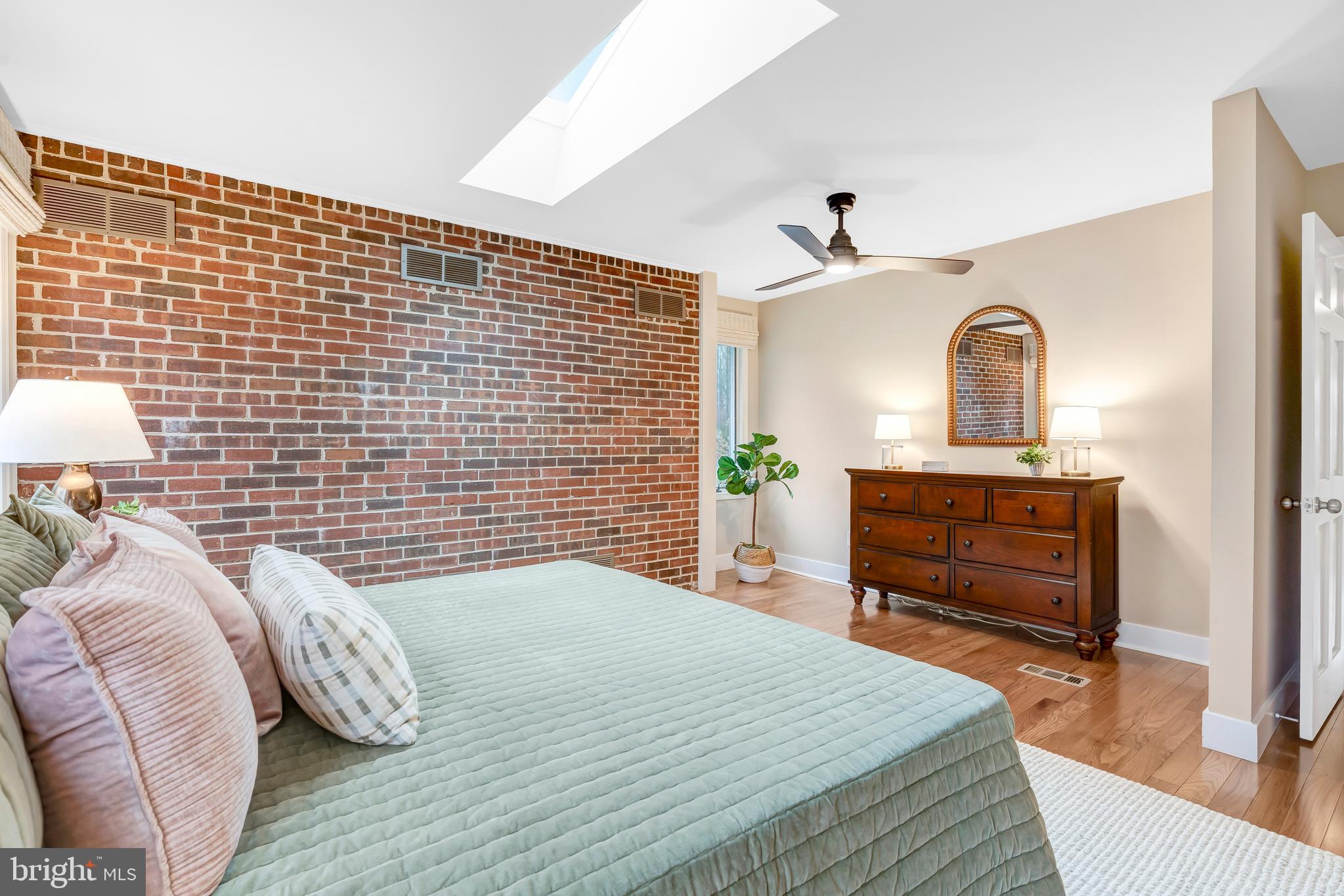 KINGS PARK WEST - Residential