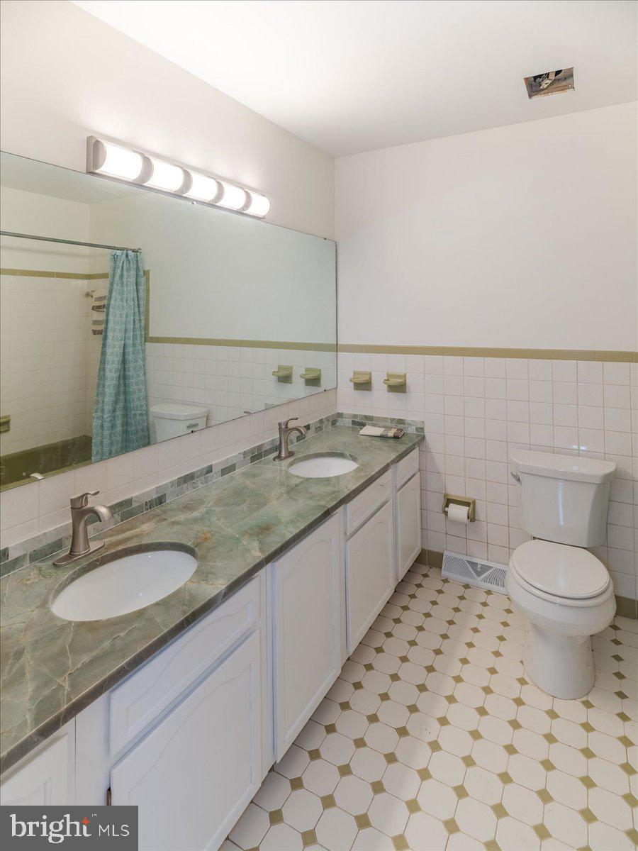 TOWAMENCIN VIL - Residential