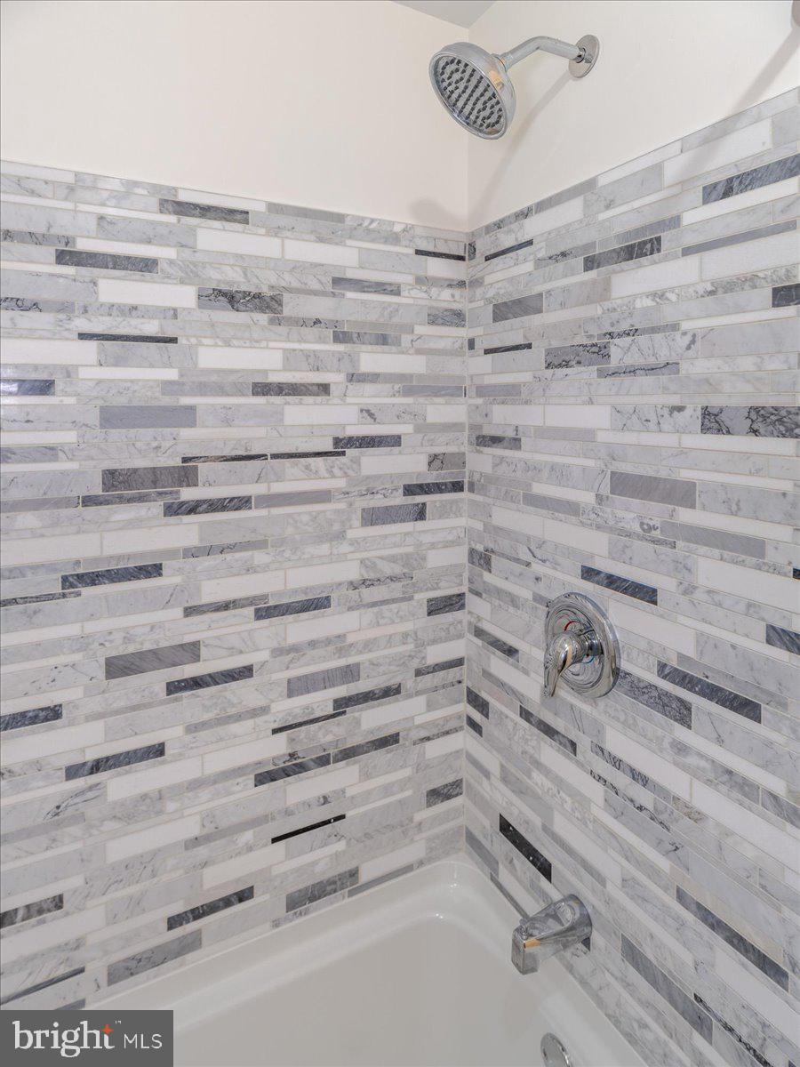 TOWAMENCIN VIL - Residential