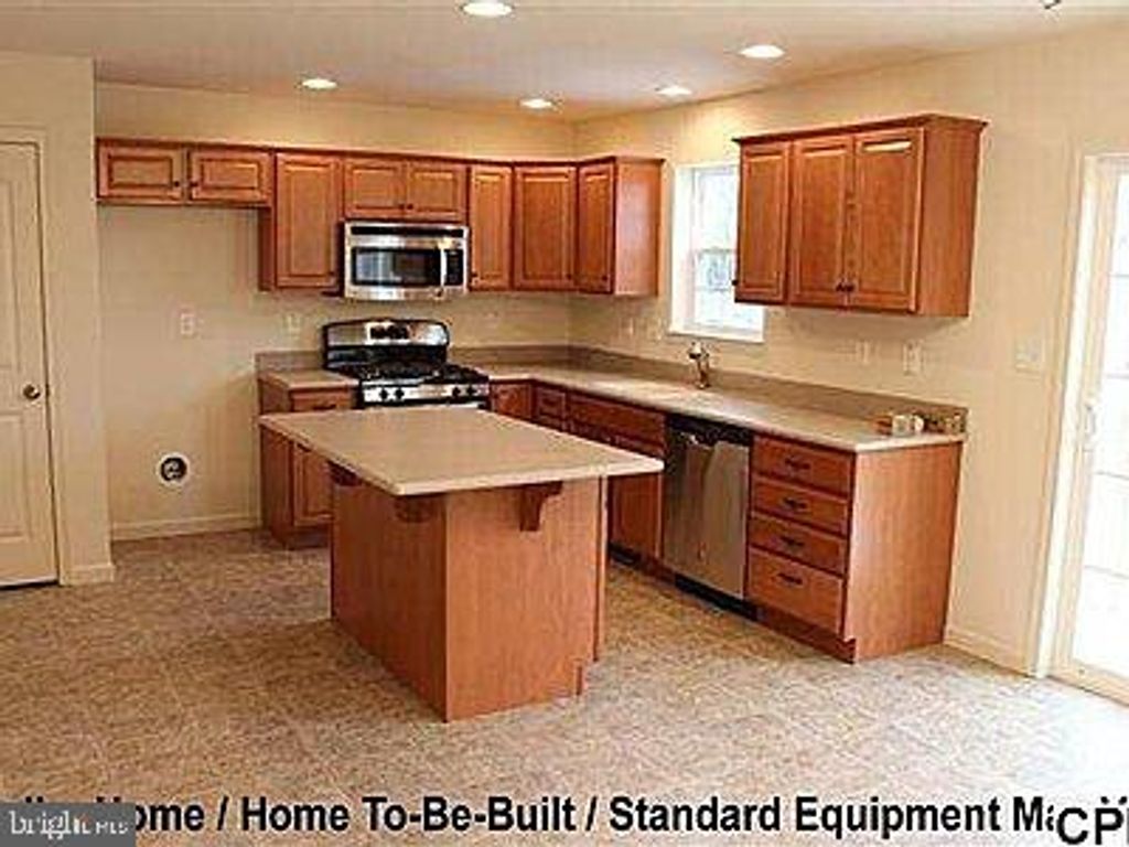 Photo of 6426 Creekbend Drive, MECHANICSBURG, PA 17050 (MLS # PACB2049820)