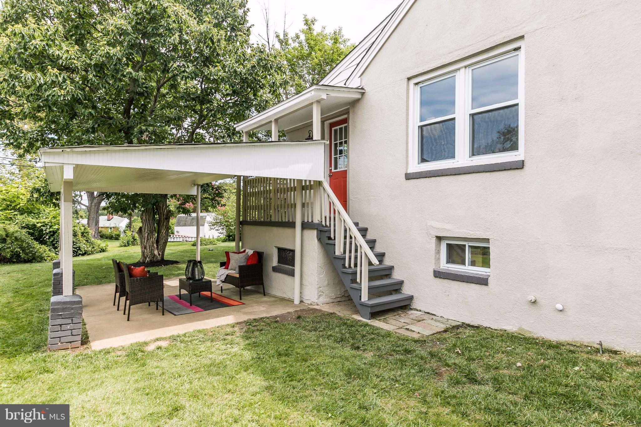 MORELAND PARK - Residential