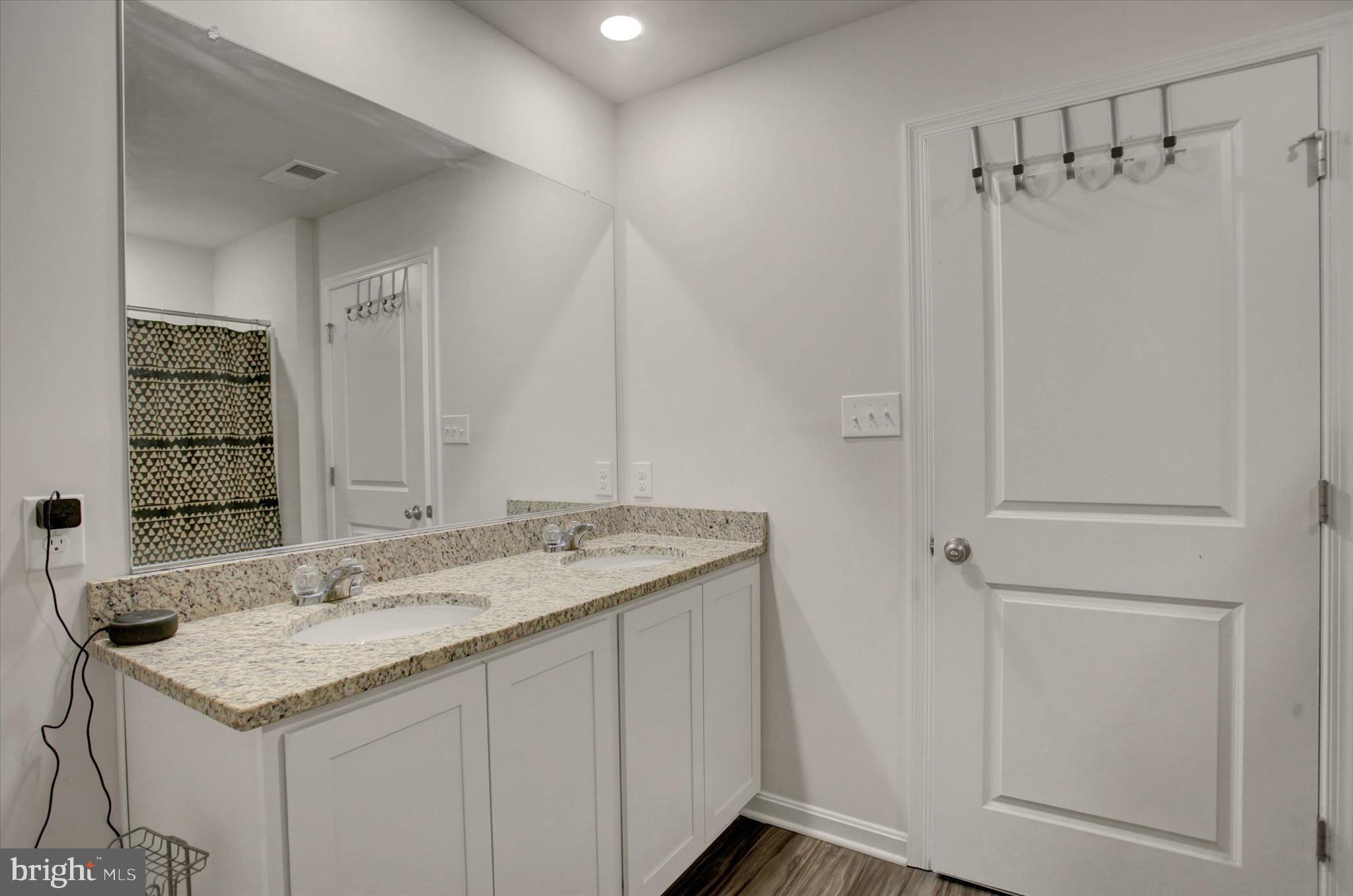 MARTINS RIDGE - Residential