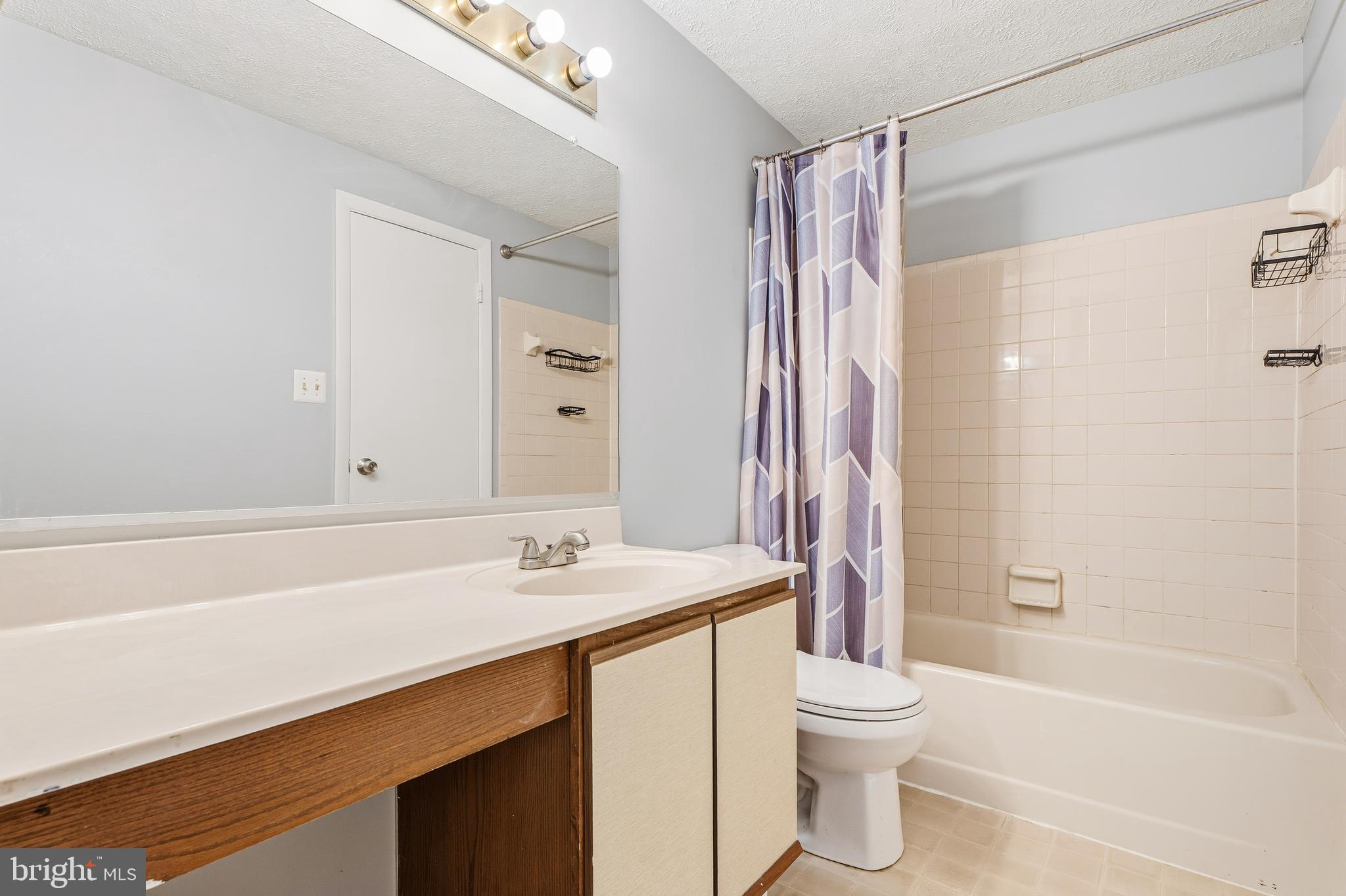 FAIRBROOK - Residential