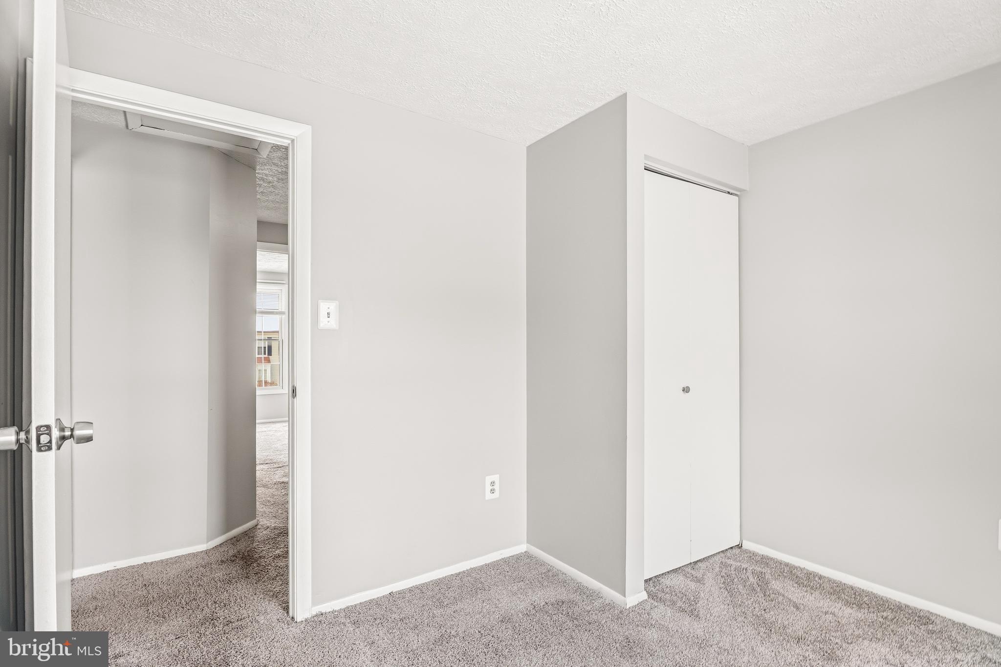 FAIRBROOK - Residential