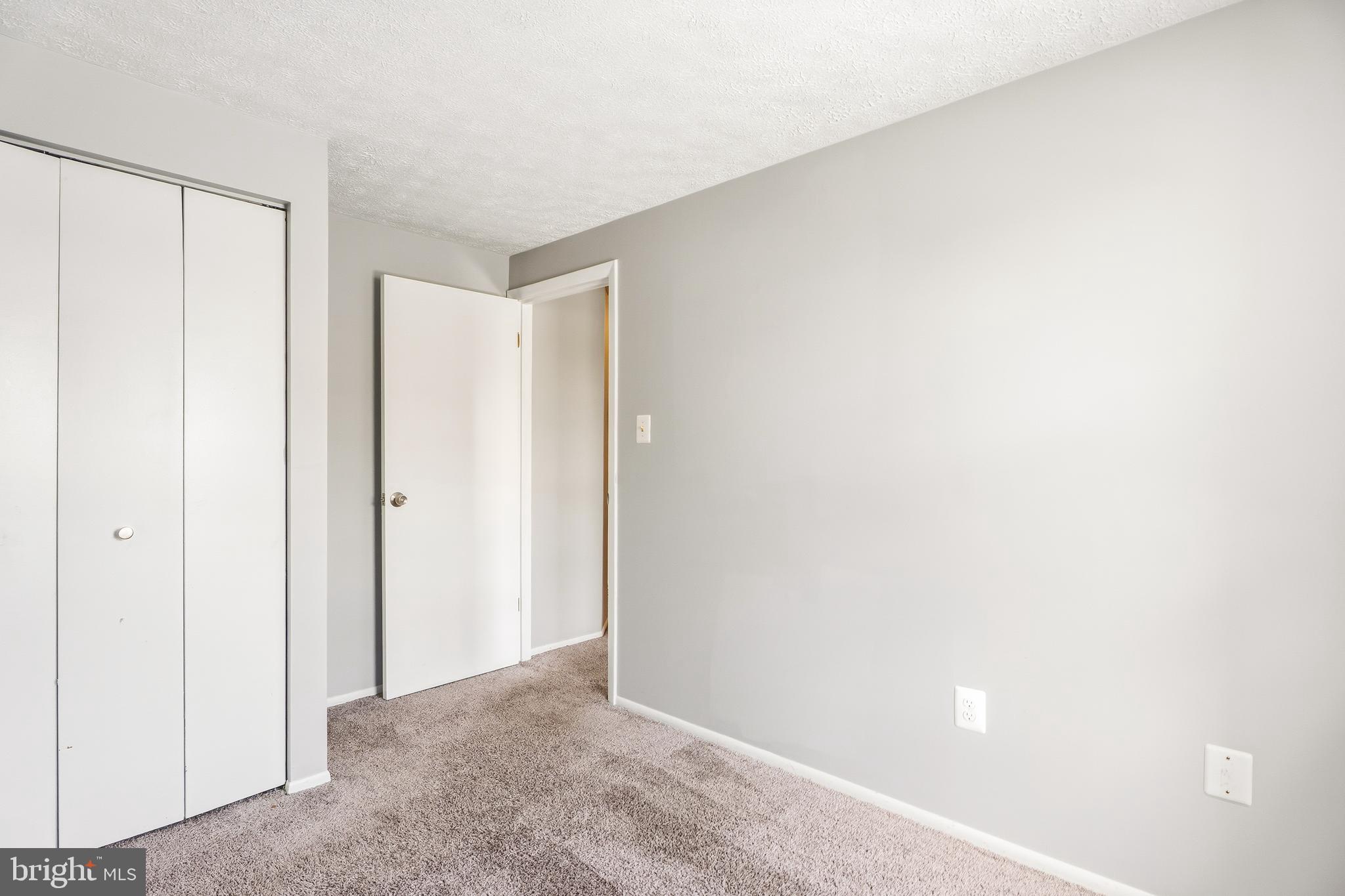 FAIRBROOK - Residential