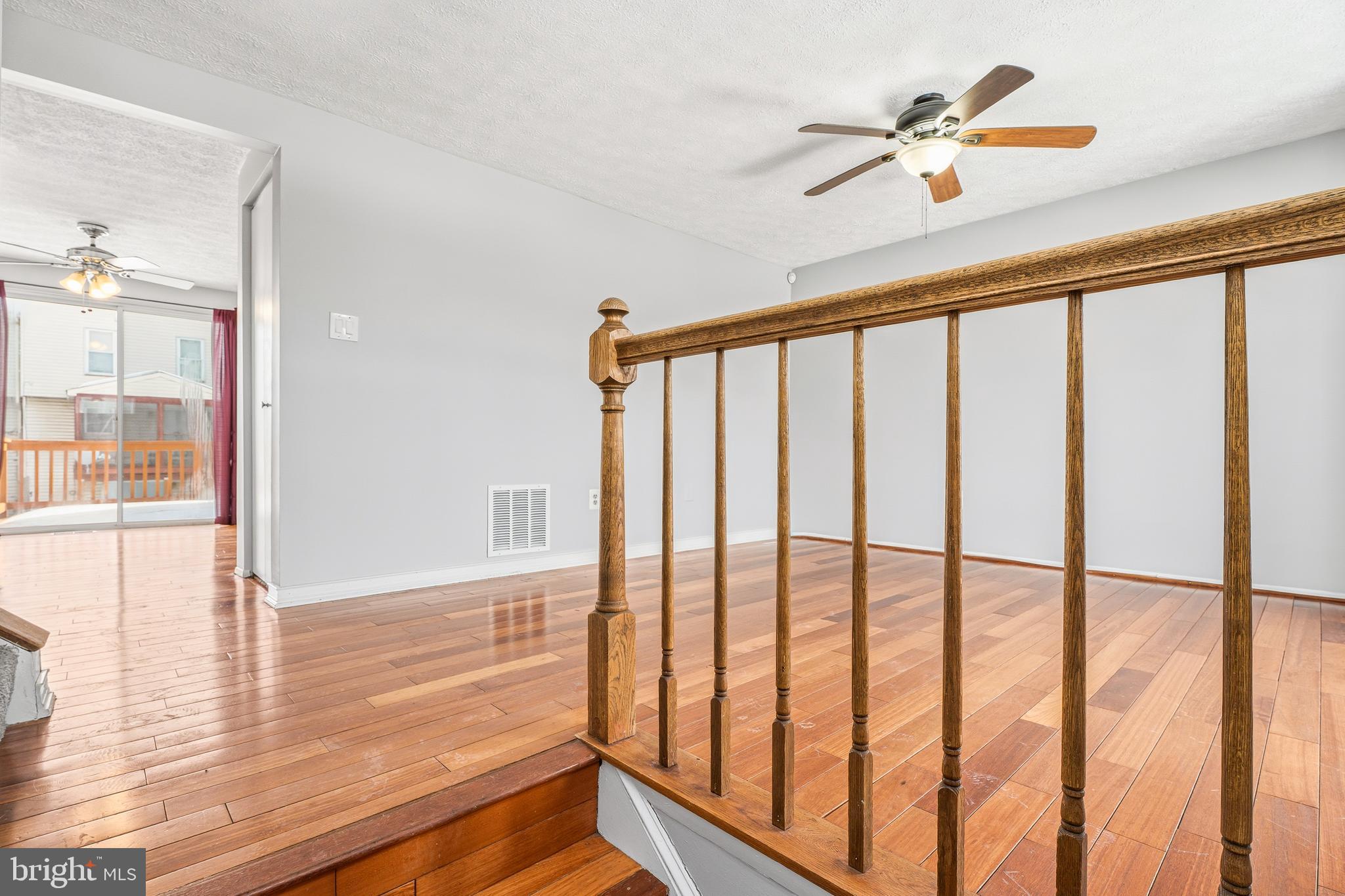 FAIRBROOK - Residential