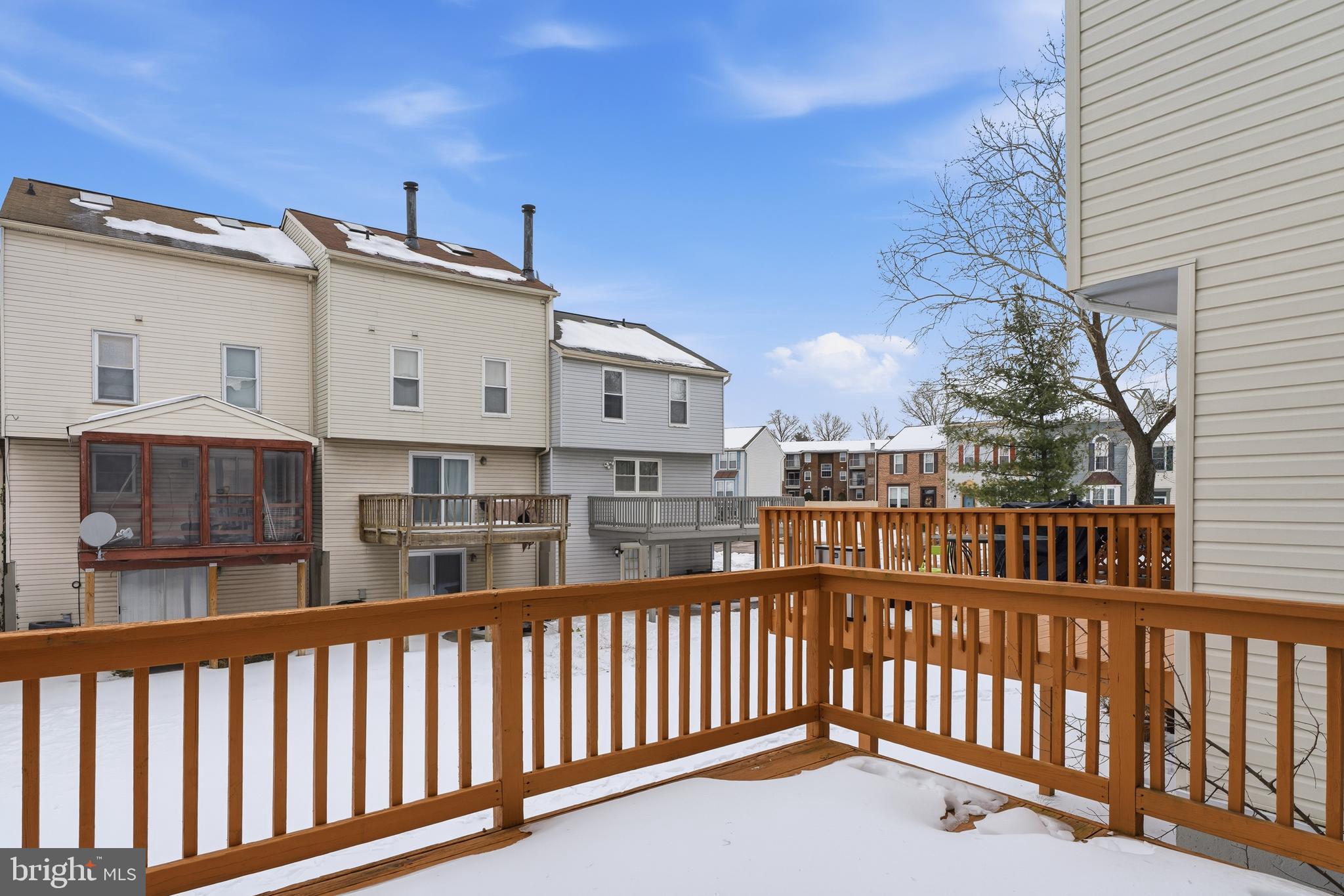 FAIRBROOK - Residential