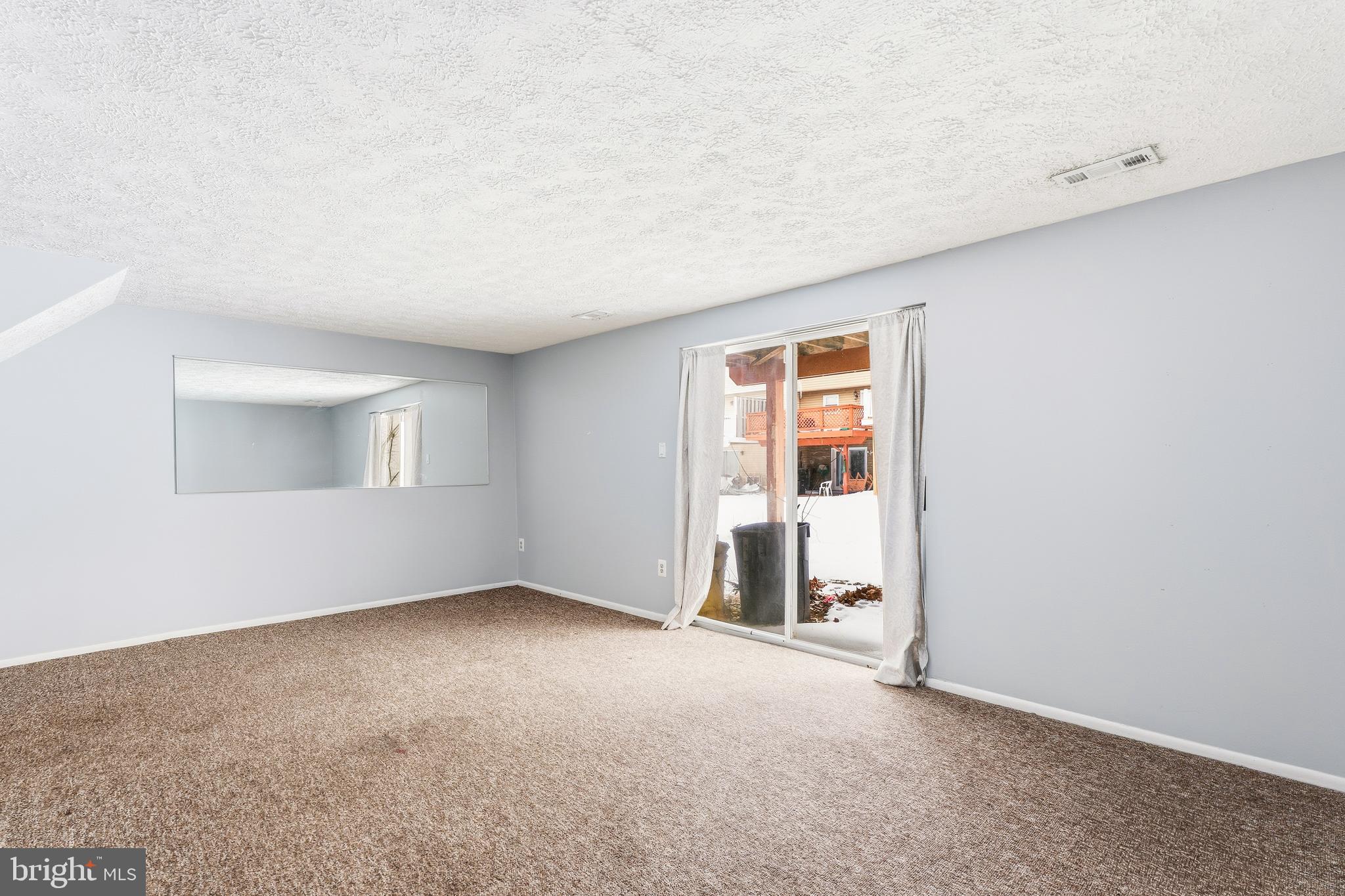 FAIRBROOK - Residential