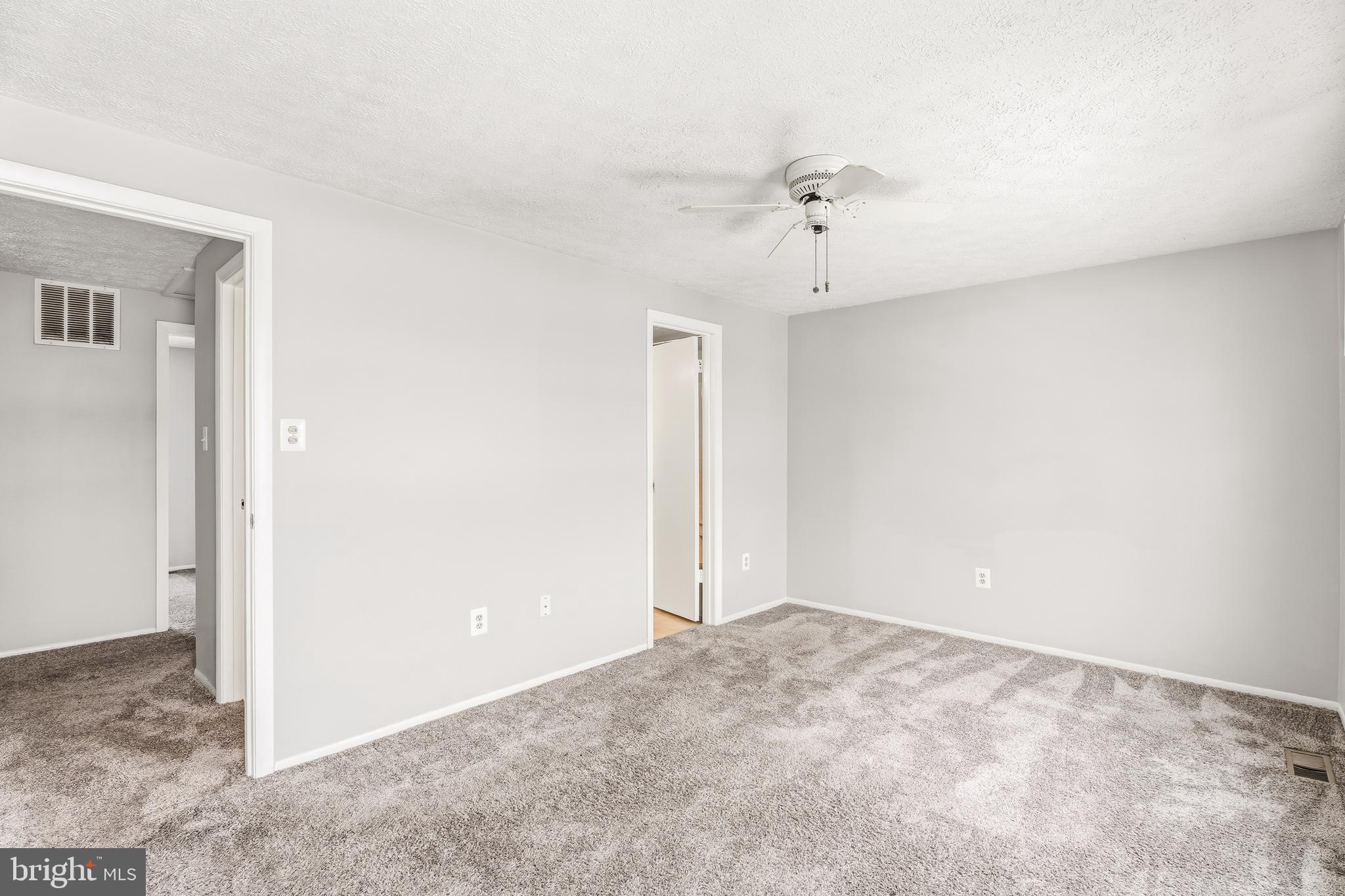 FAIRBROOK - Residential