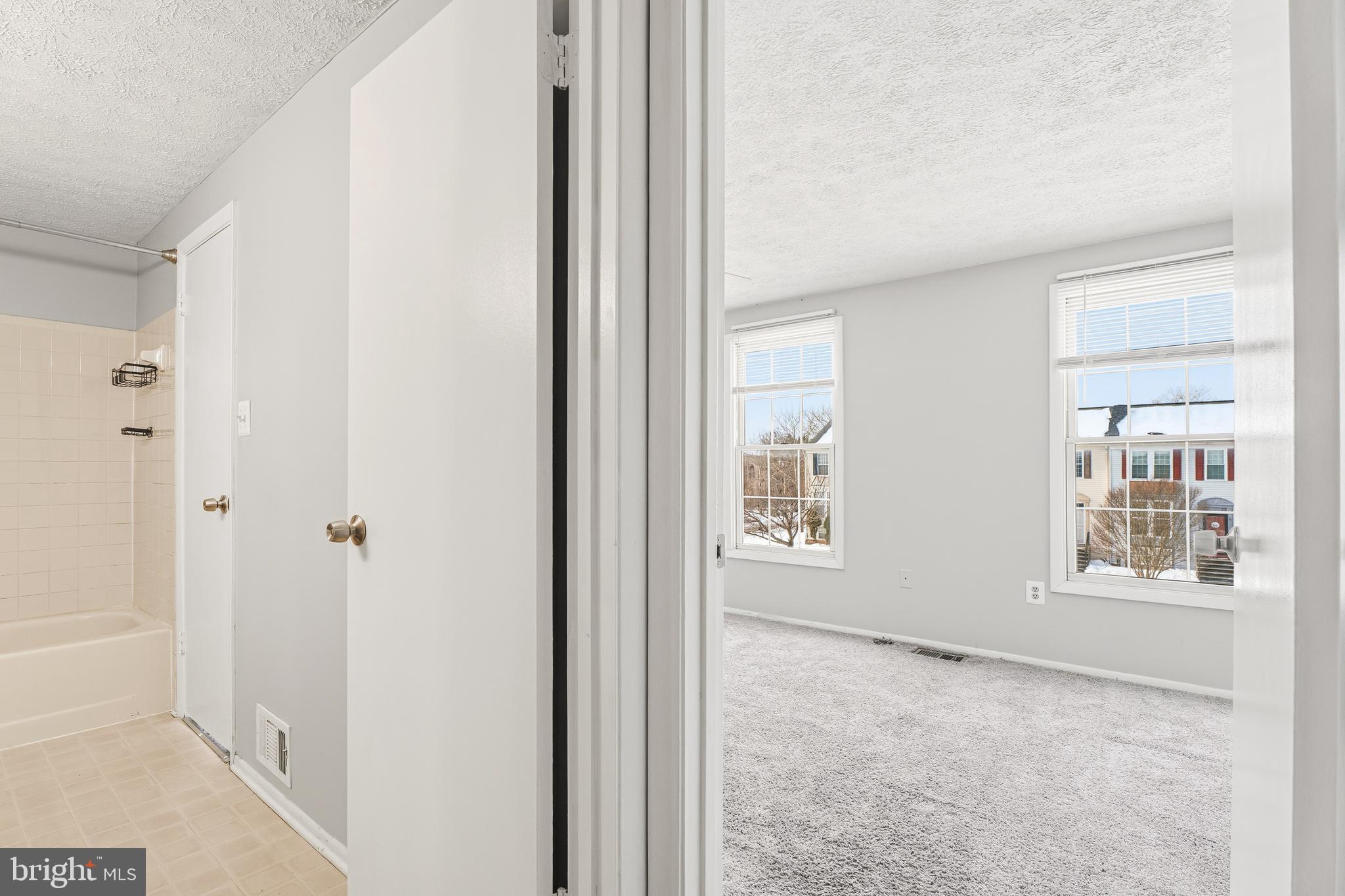 FAIRBROOK - Residential