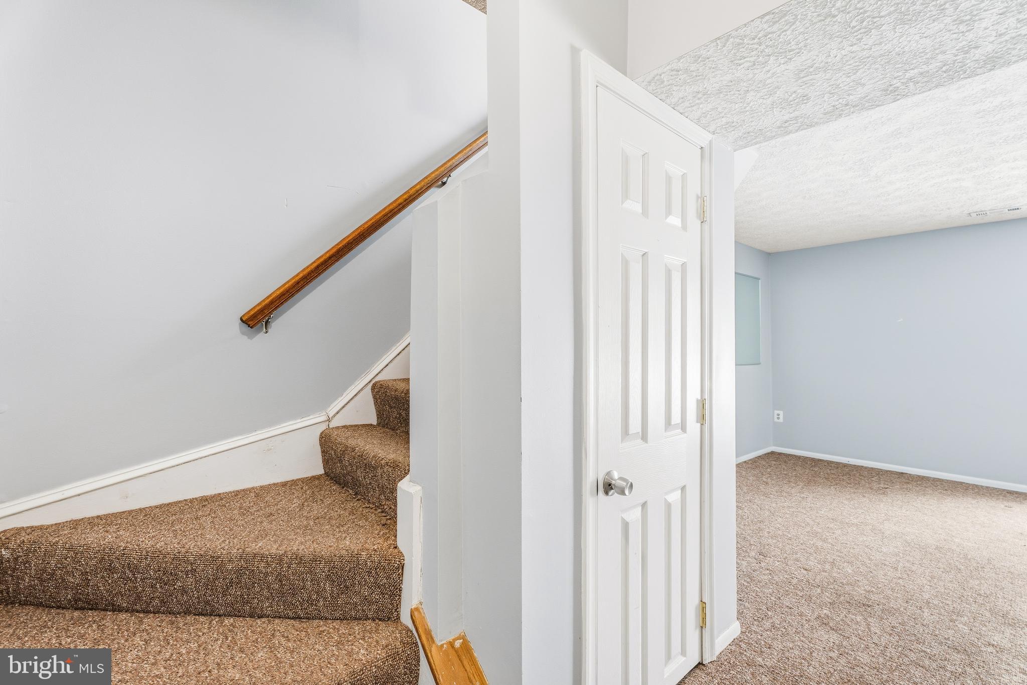 FAIRBROOK - Residential