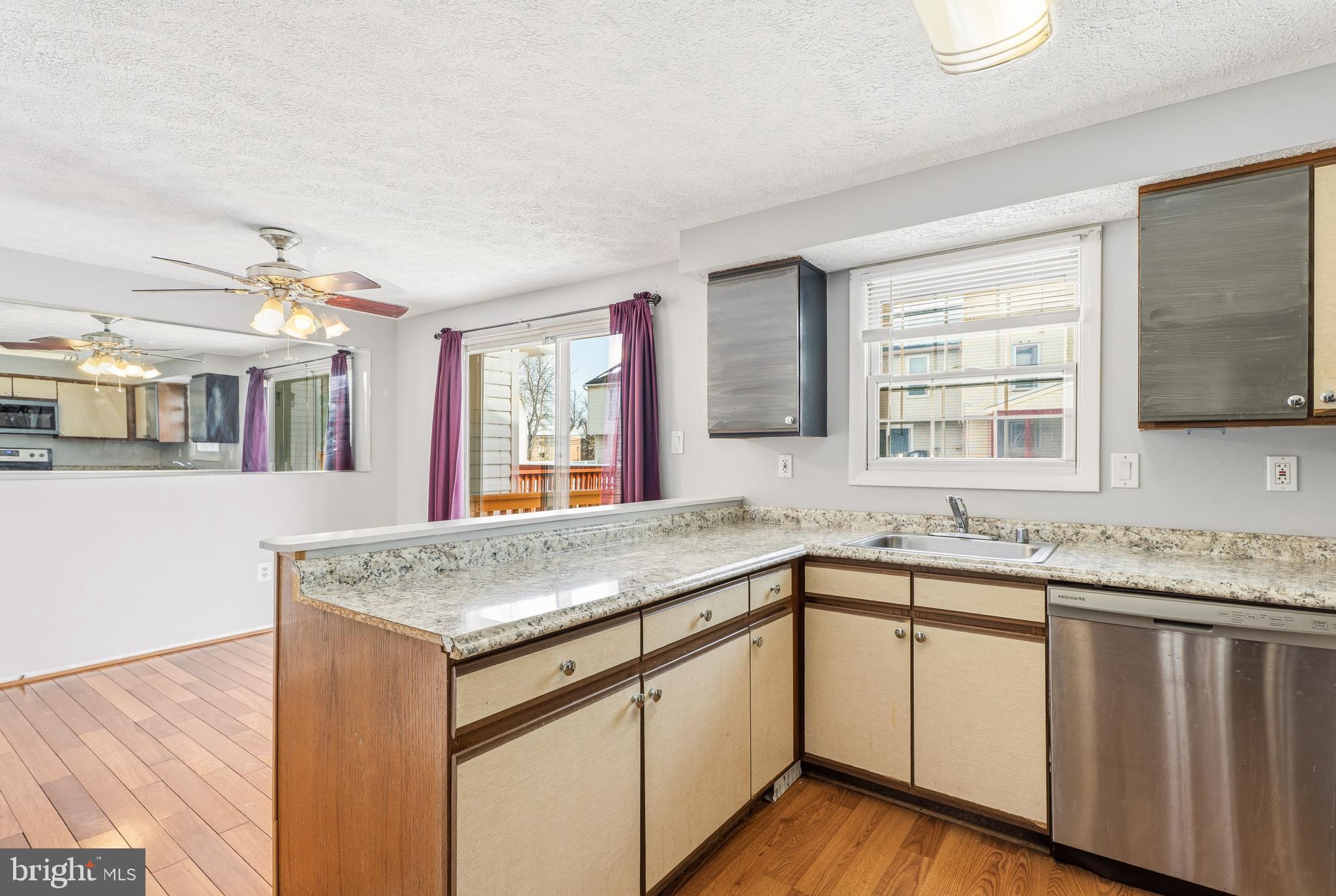 FAIRBROOK - Residential