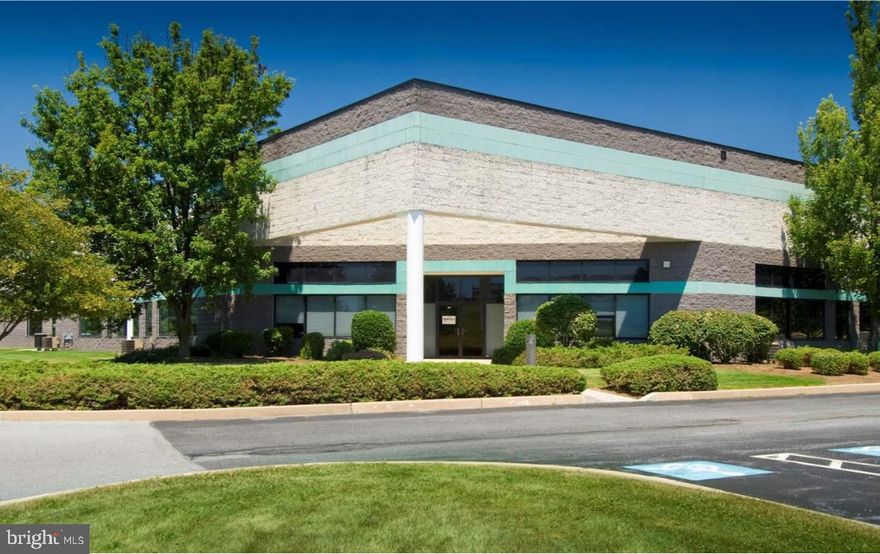 Formerly a chiropractic office, this 6,936 SF suite features an efficient medical office build out and includes a washer/dryer hookup.